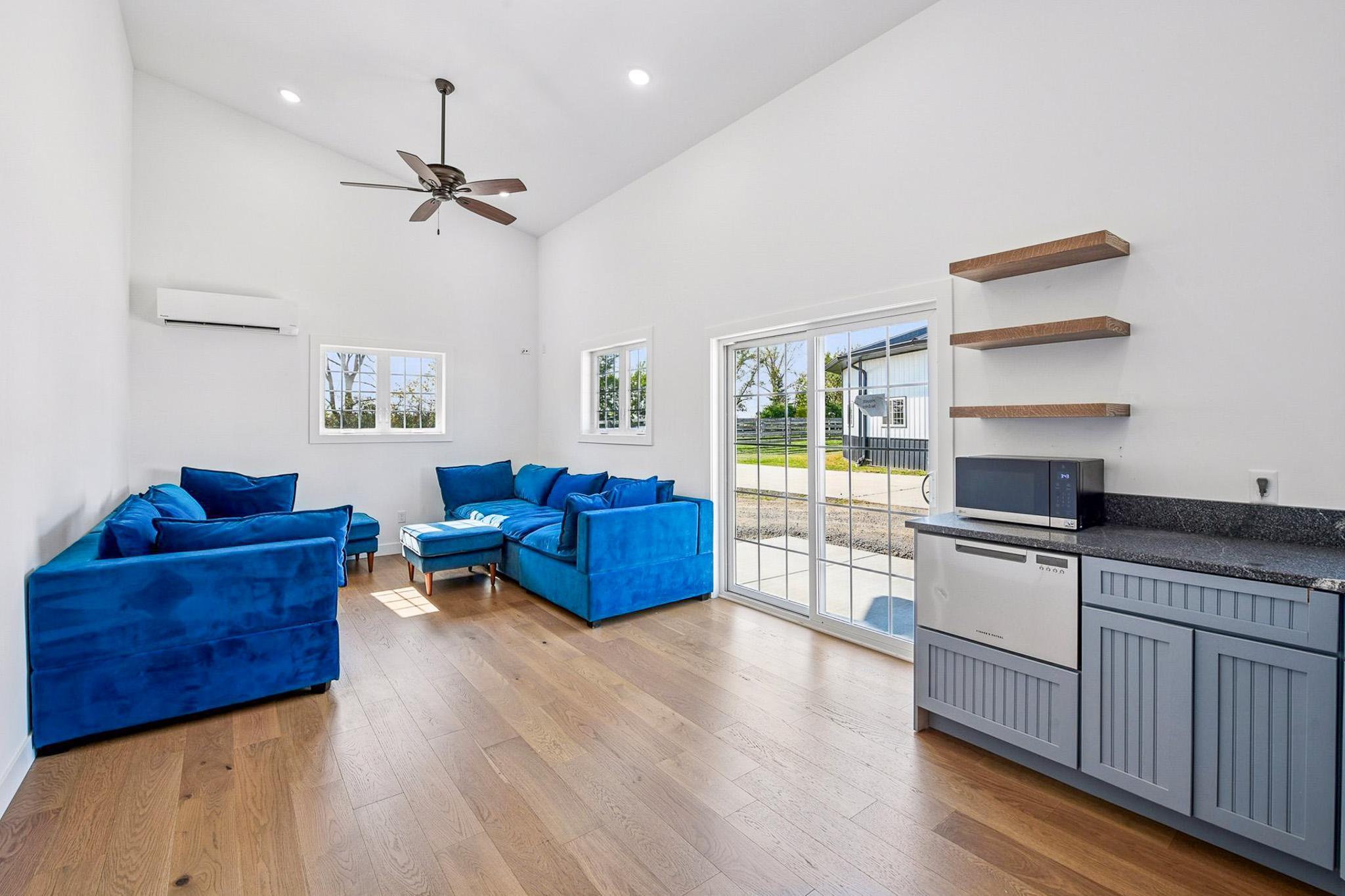 9685 County Road 13 SE