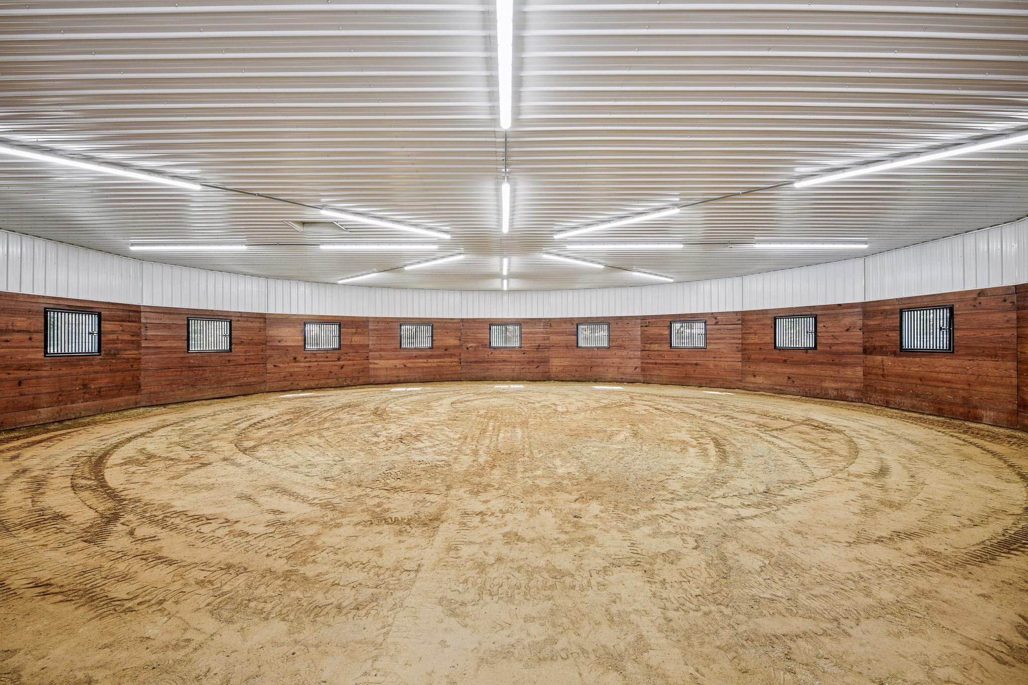 9685 County Road 13 SE