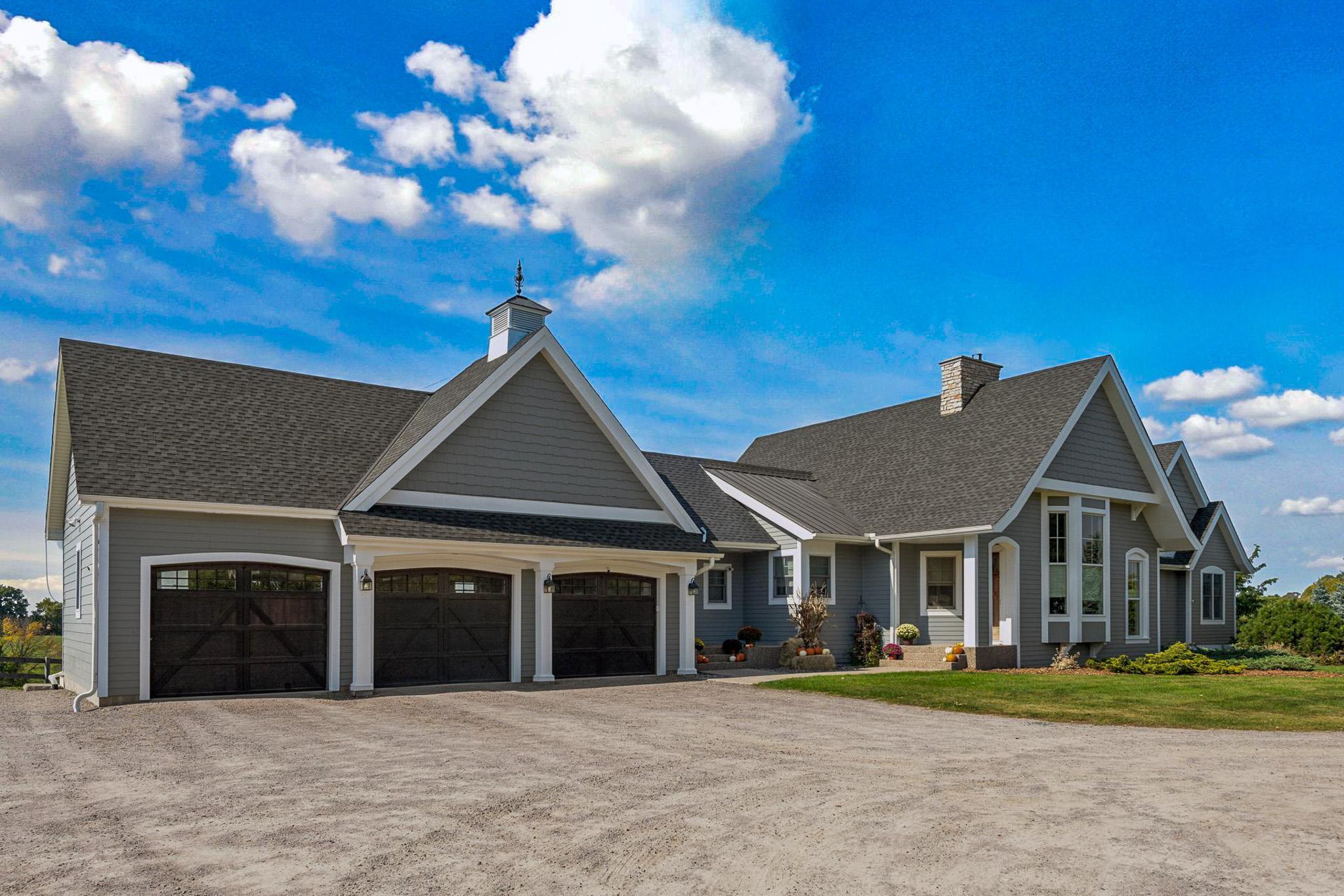 9685 County Road 13 SE