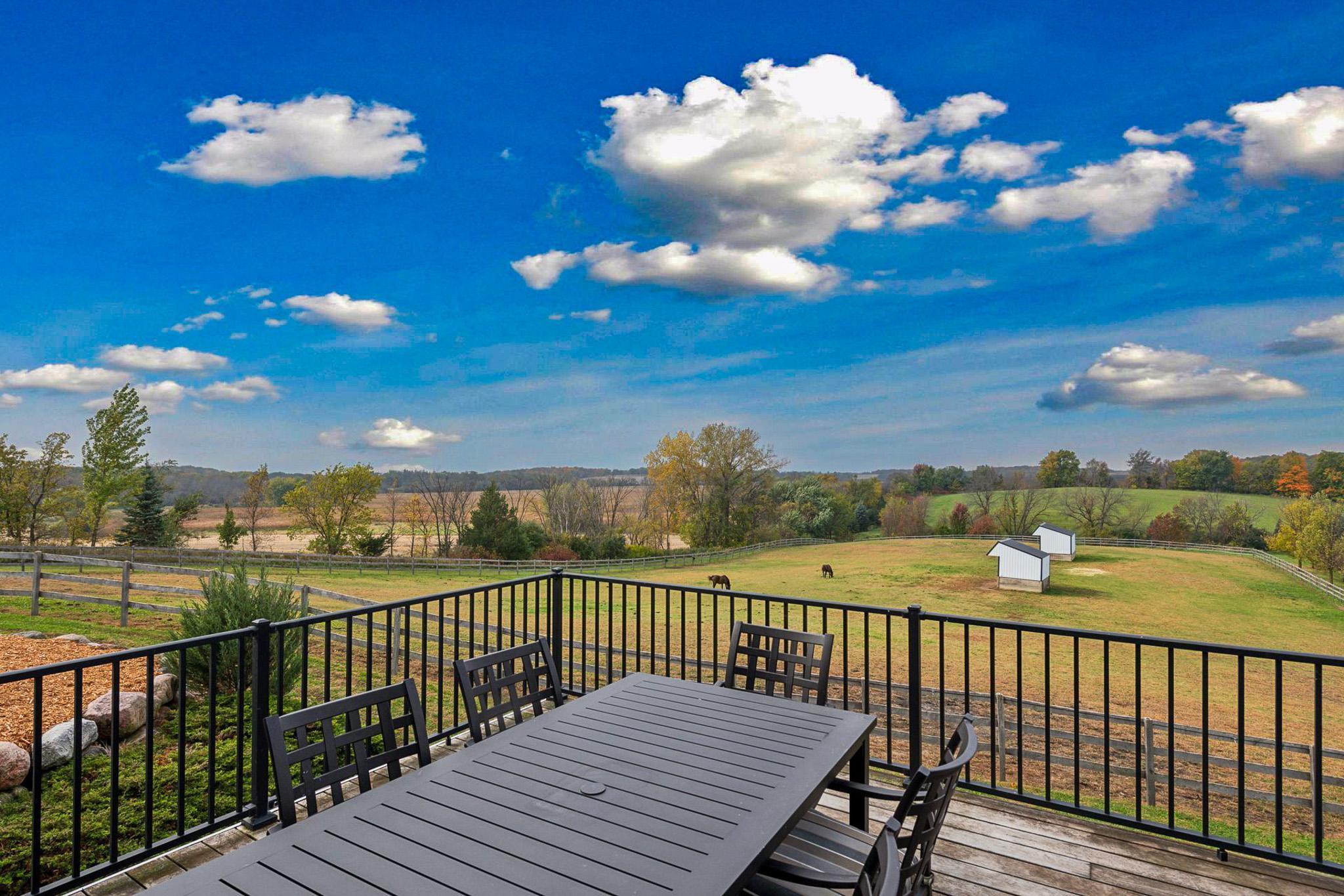 9685 County Road 13 SE