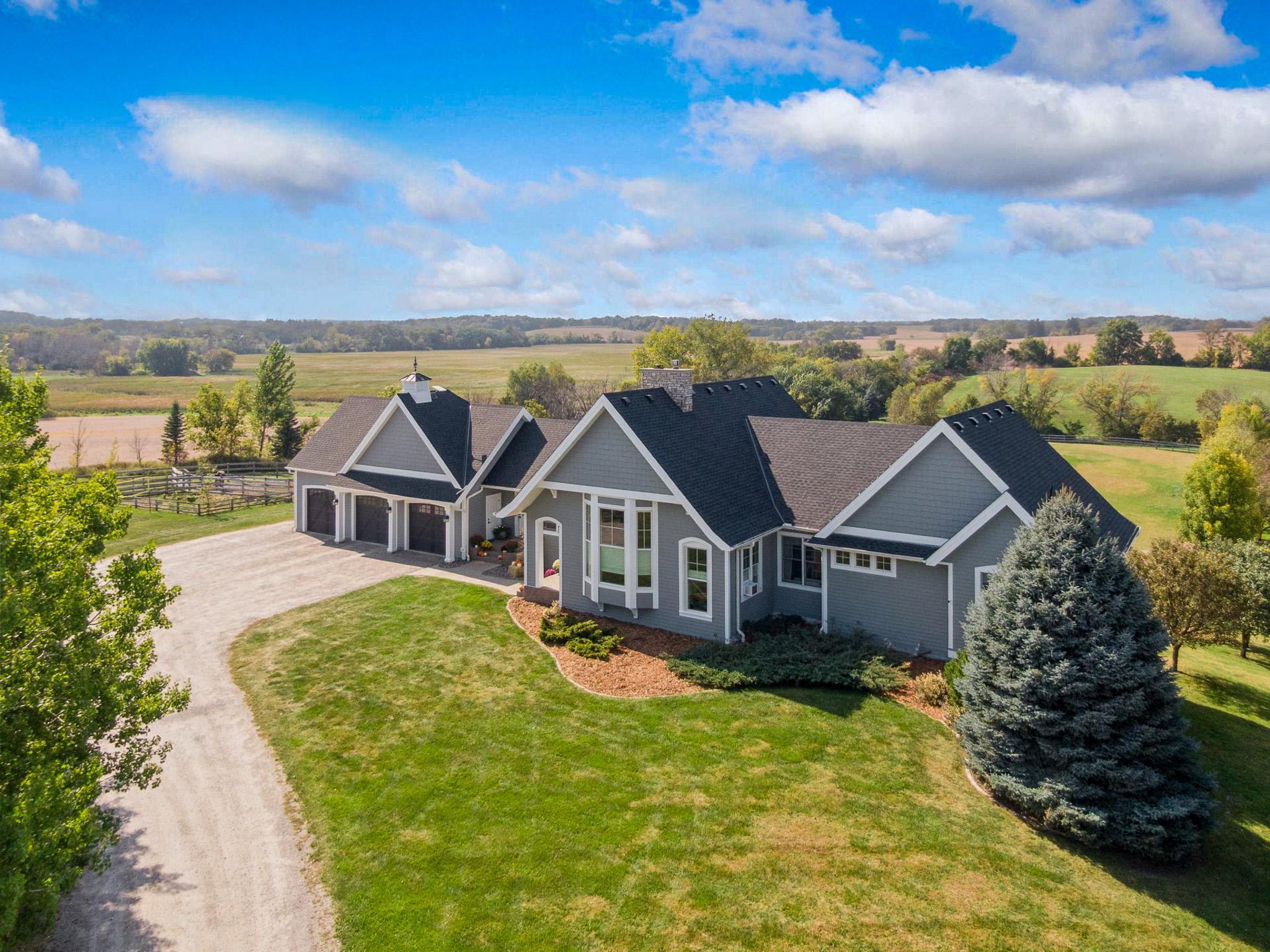 9685 County Road 13 SE