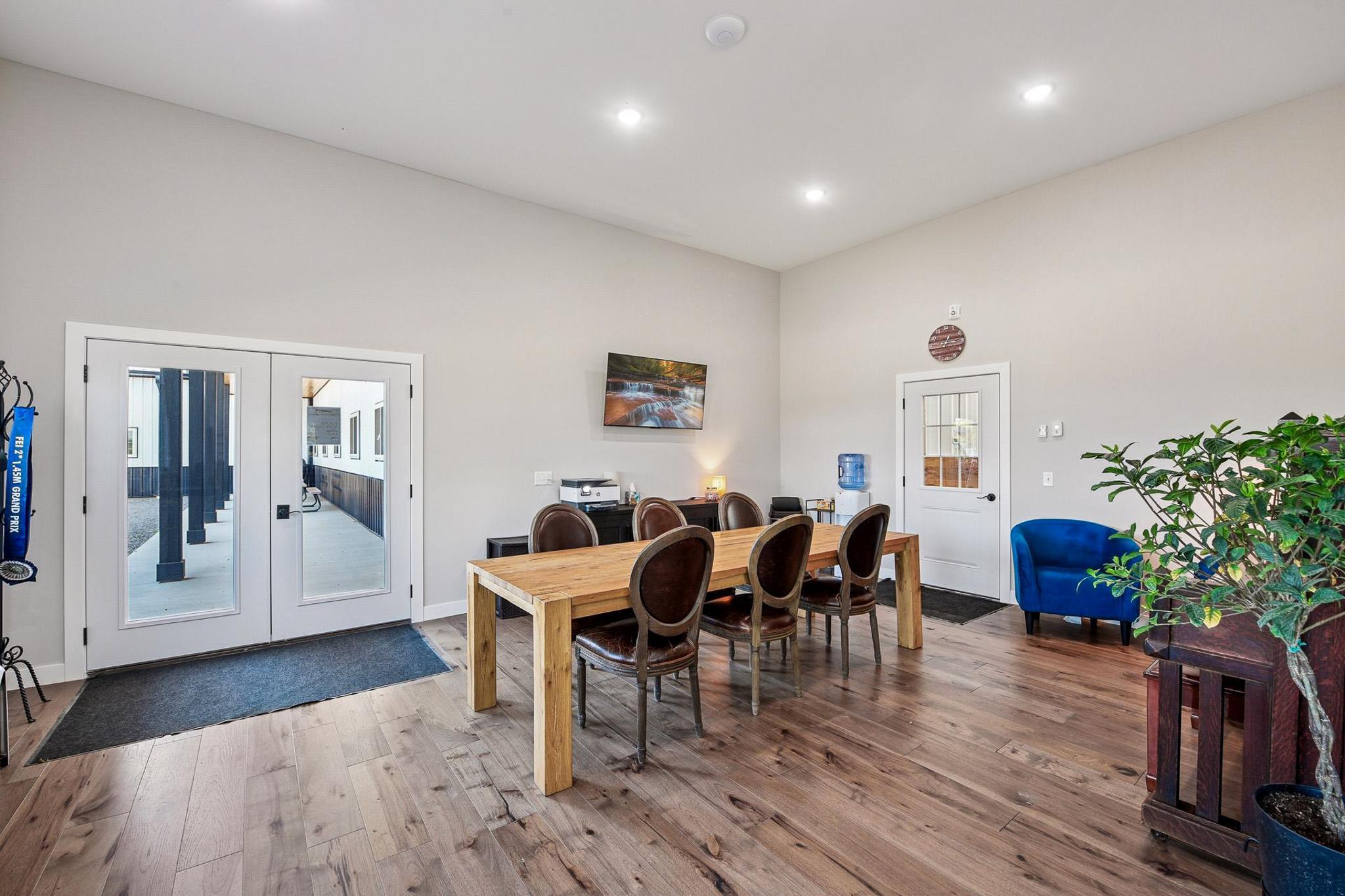 9685 County Road 13 SE