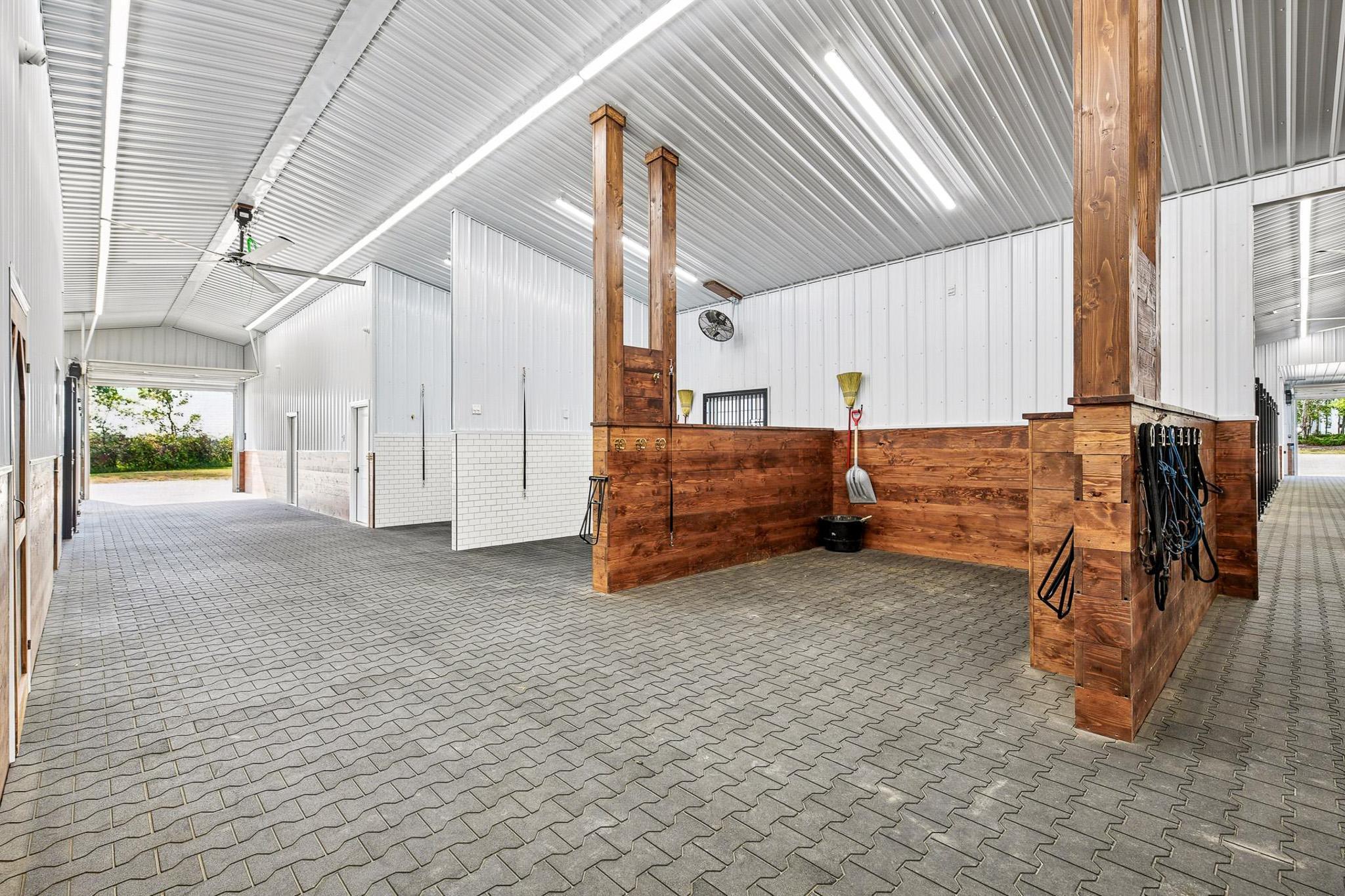 9685 County Road 13 SE