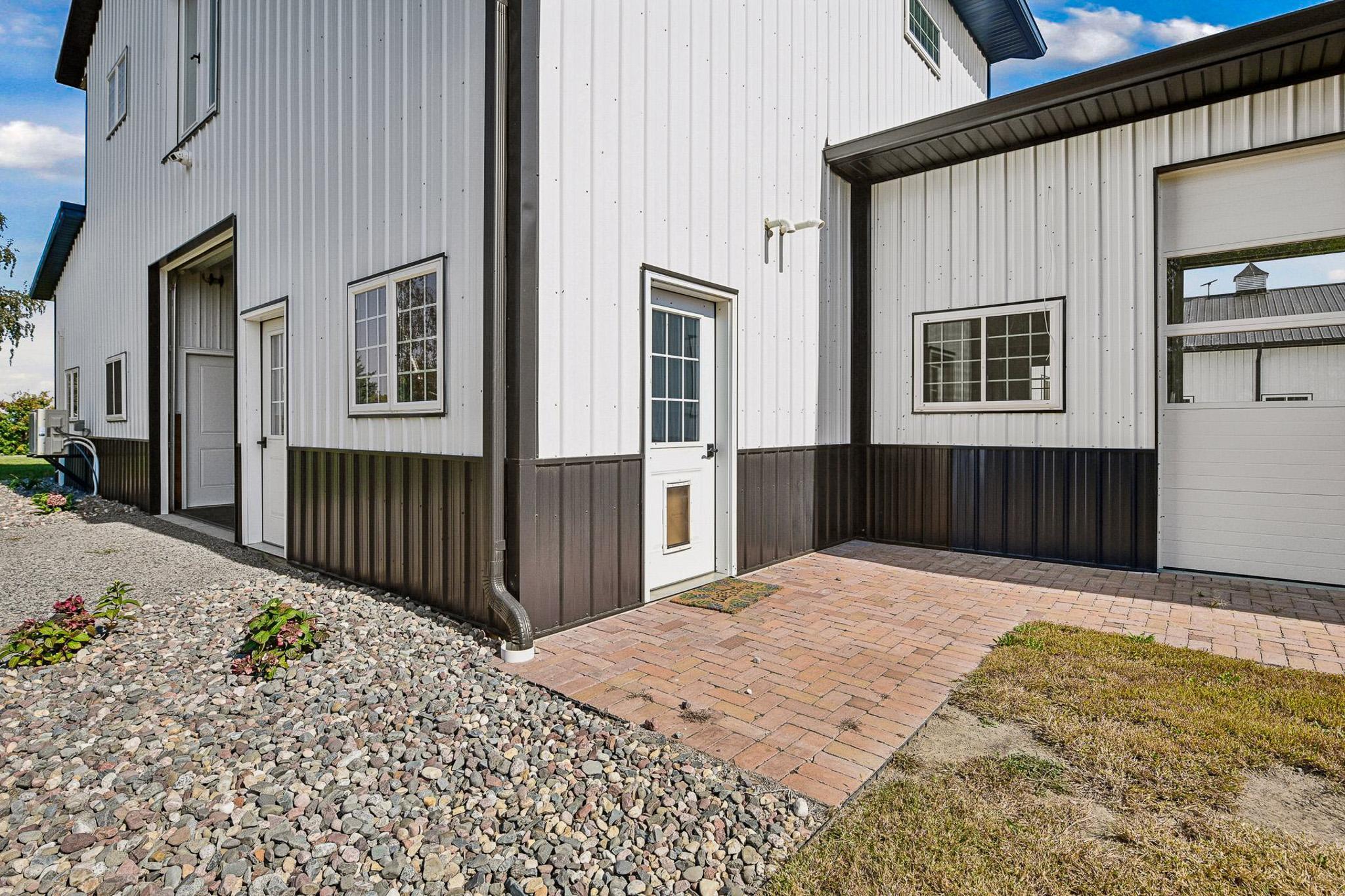 9685 County Road 13 SE