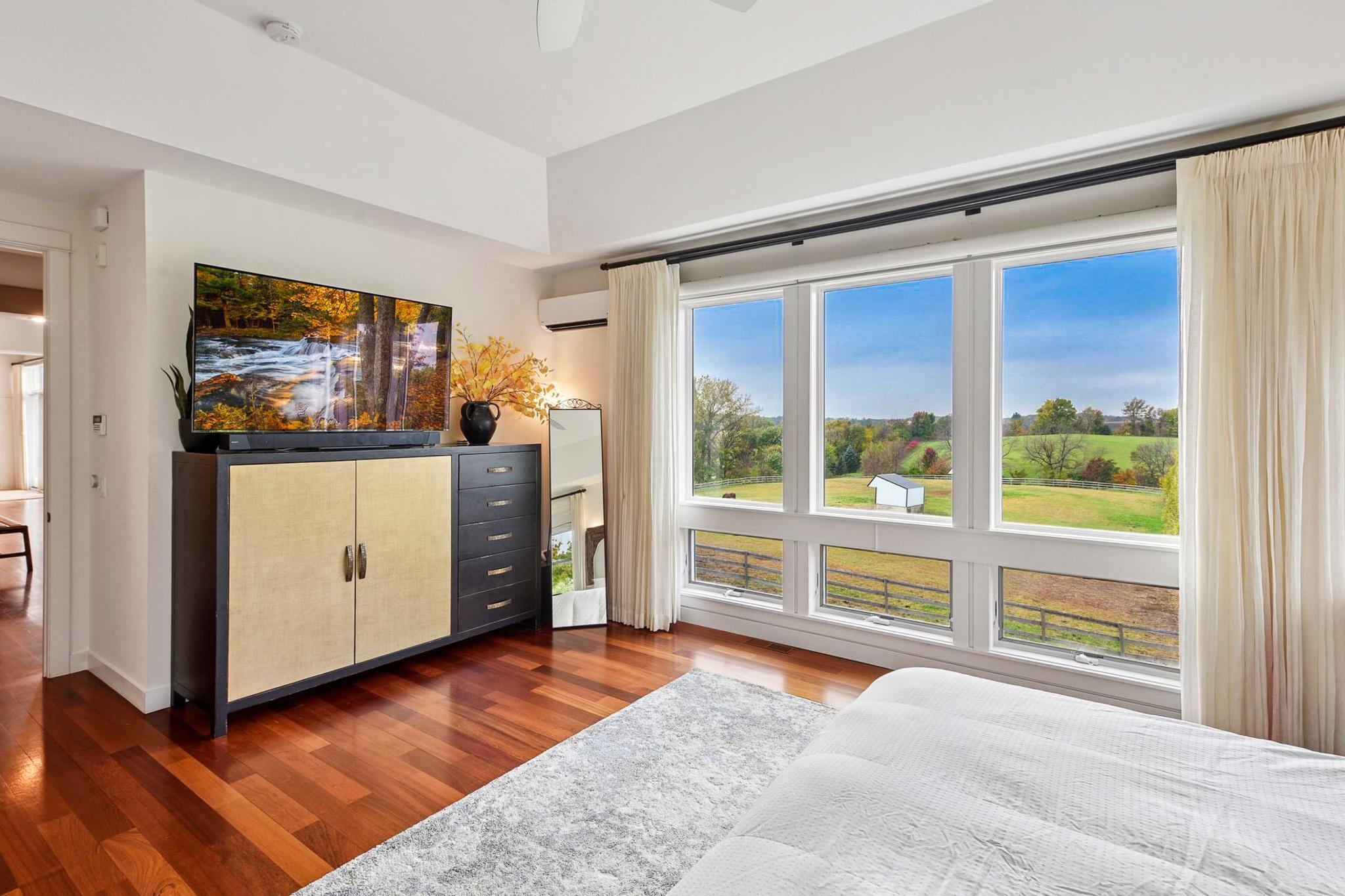 9685 County Road 13 SE