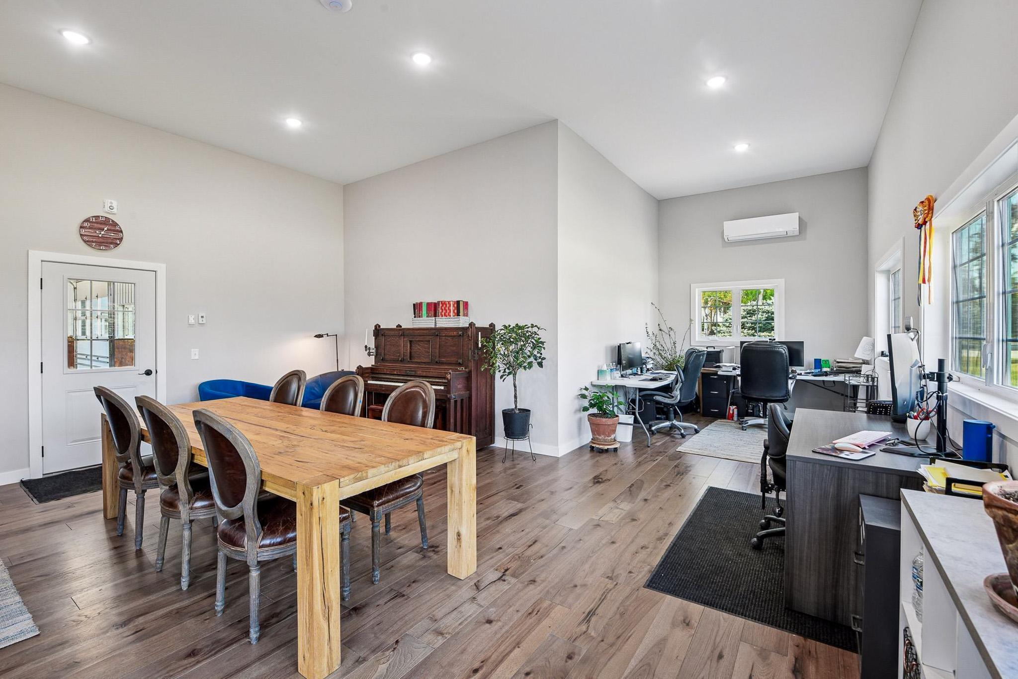 9685 County Road 13 SE