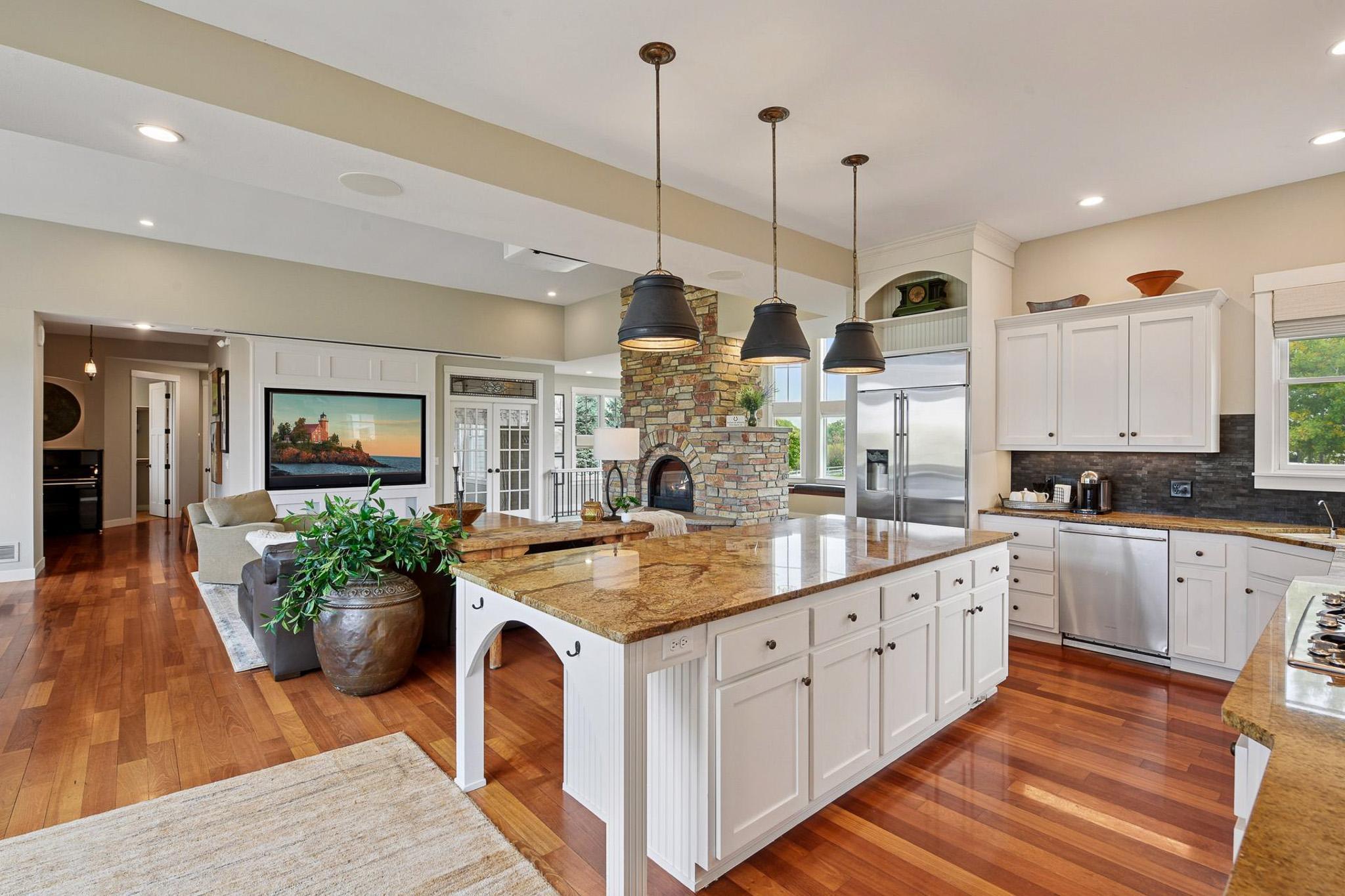 9685 County Road 13 SE