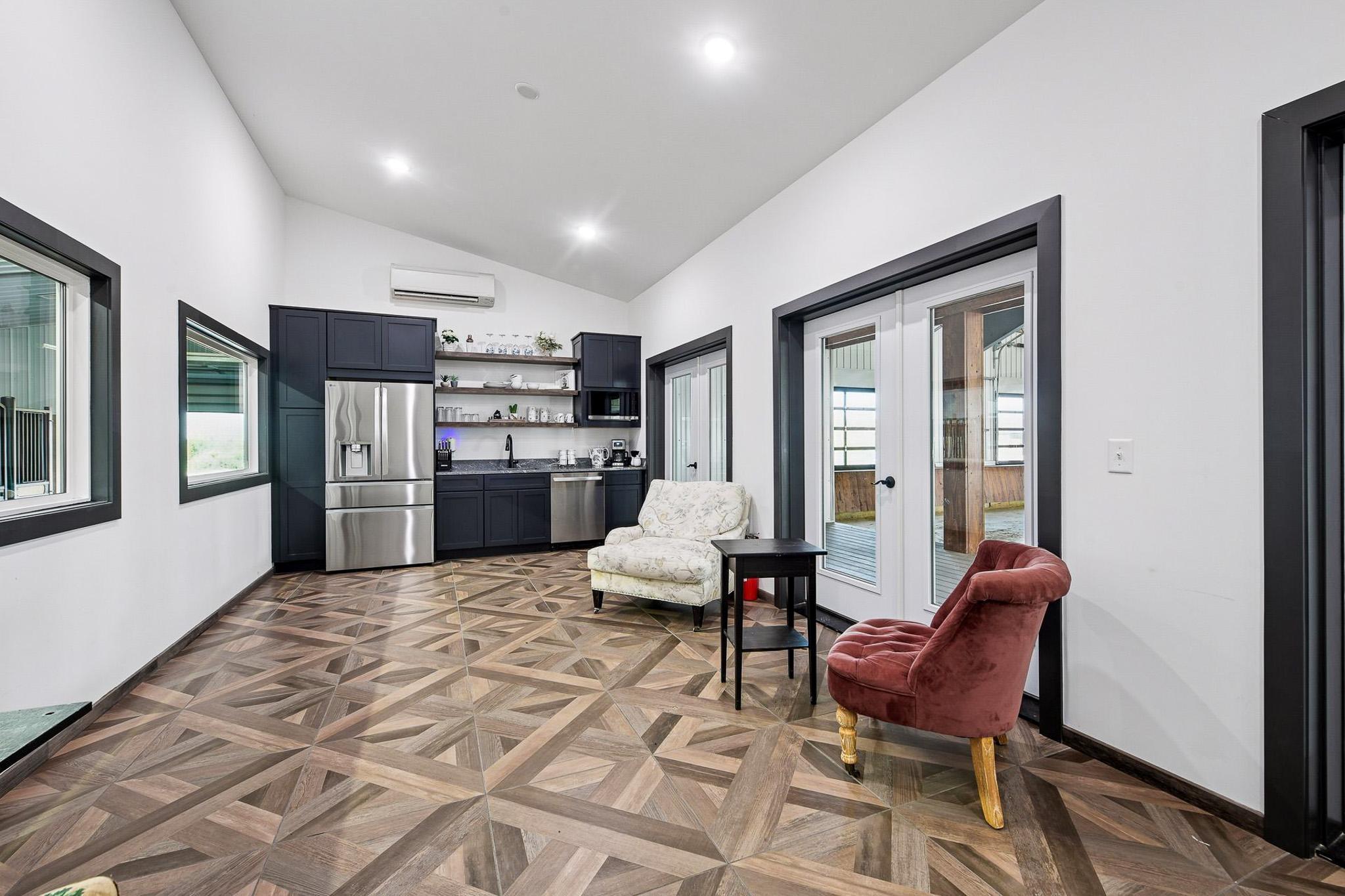 9685 County Road 13 SE