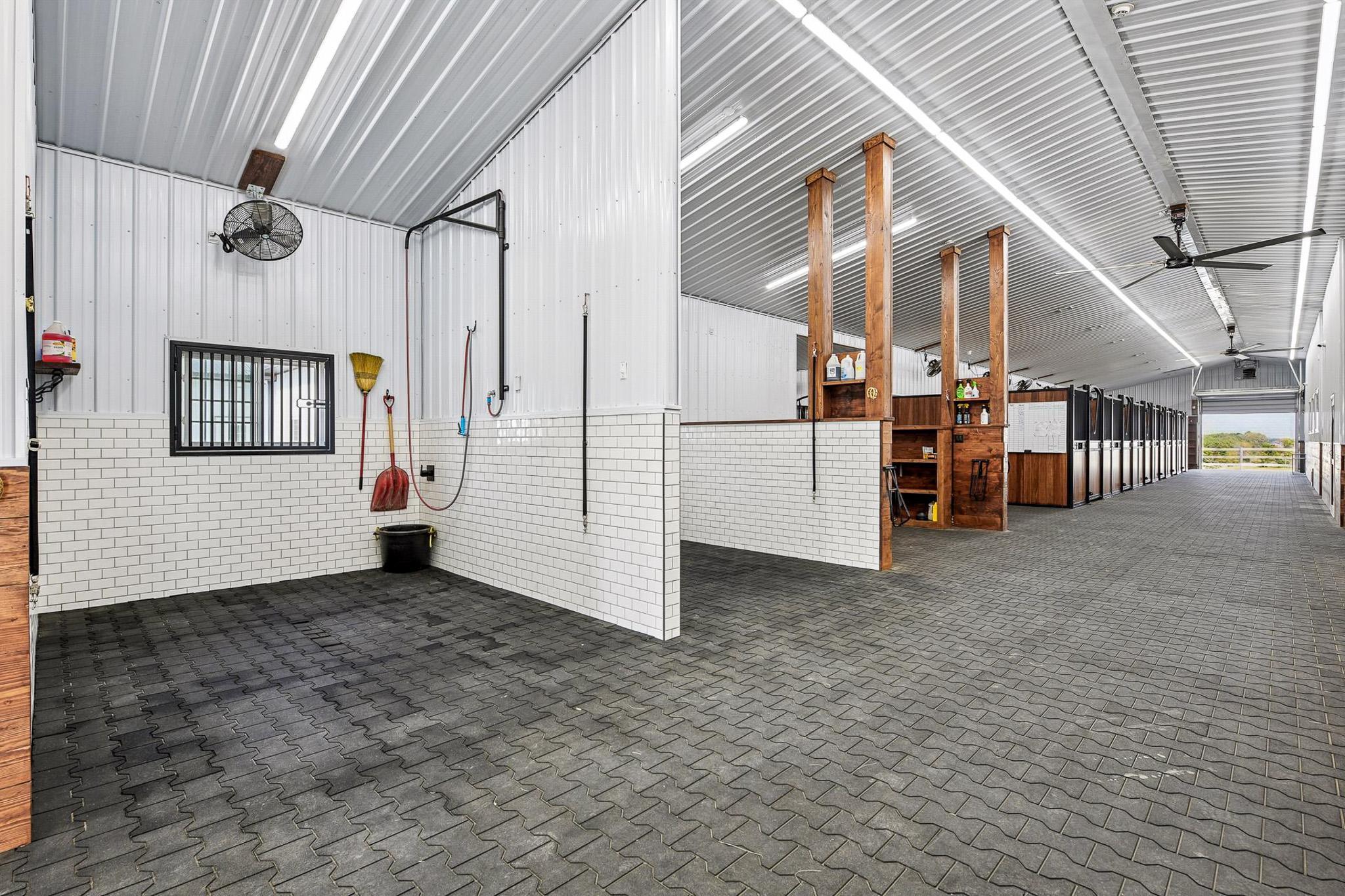 9685 County Road 13 SE