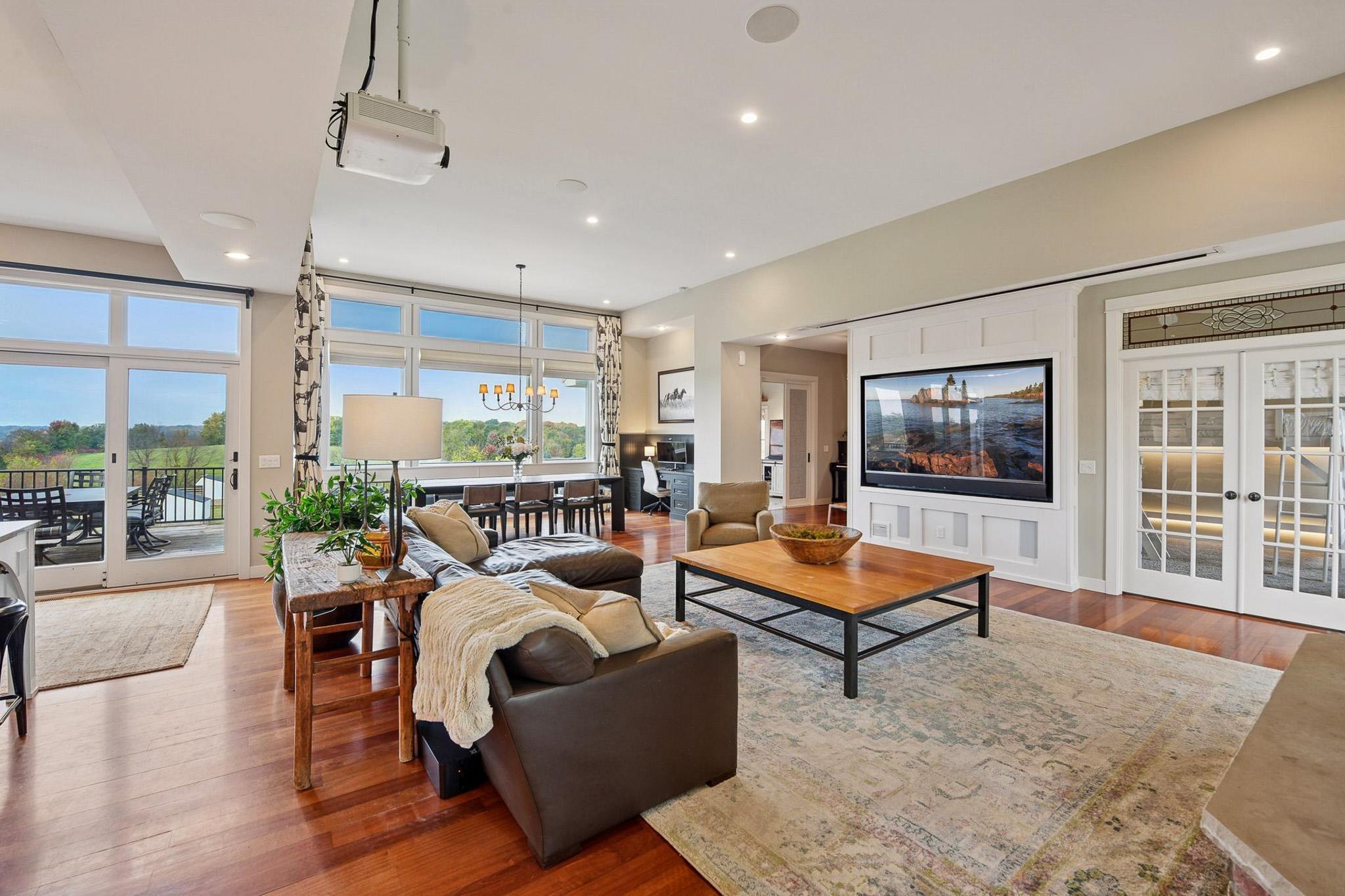 9685 County Road 13 SE