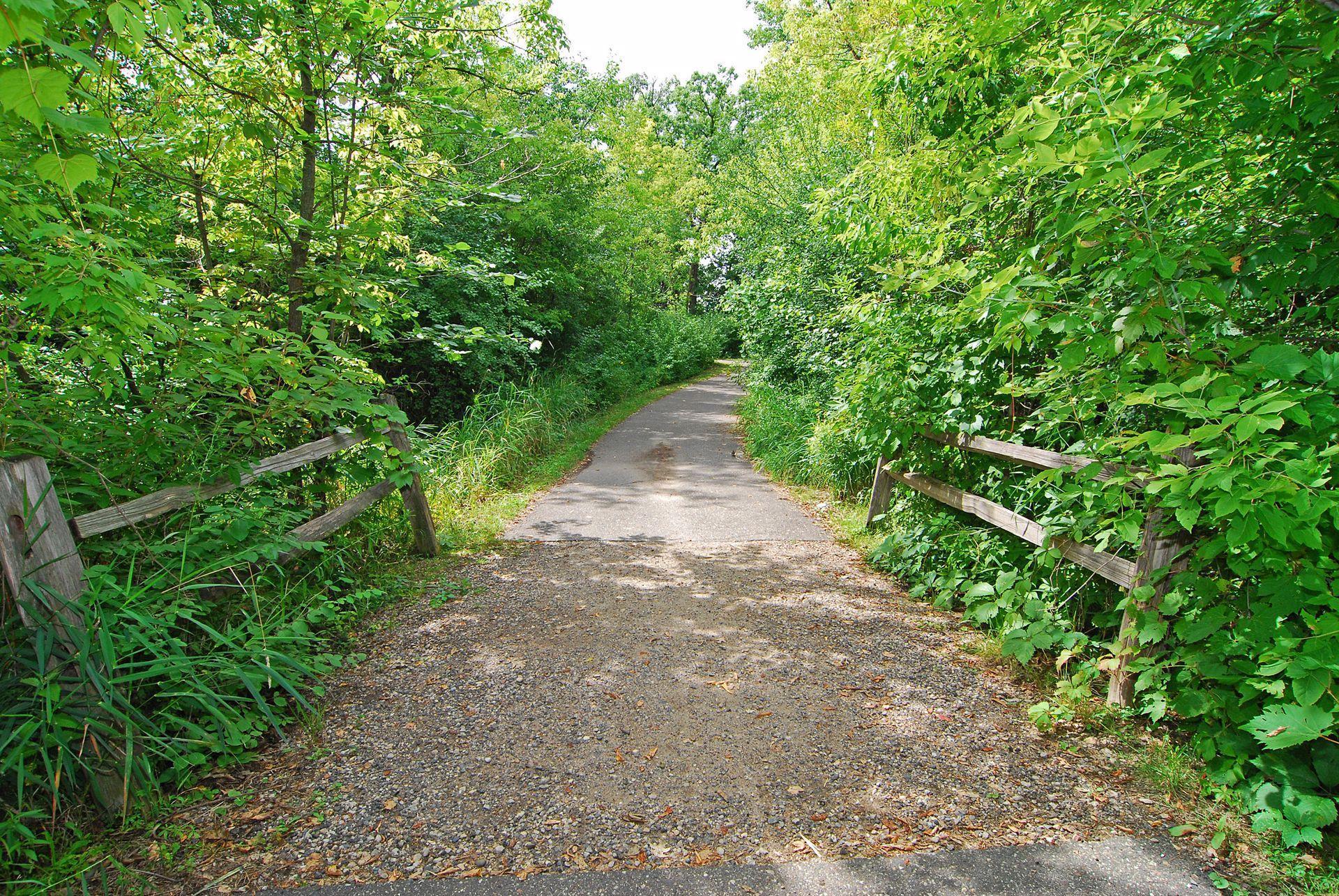 3615 Lawndale Lane N Unit: 32