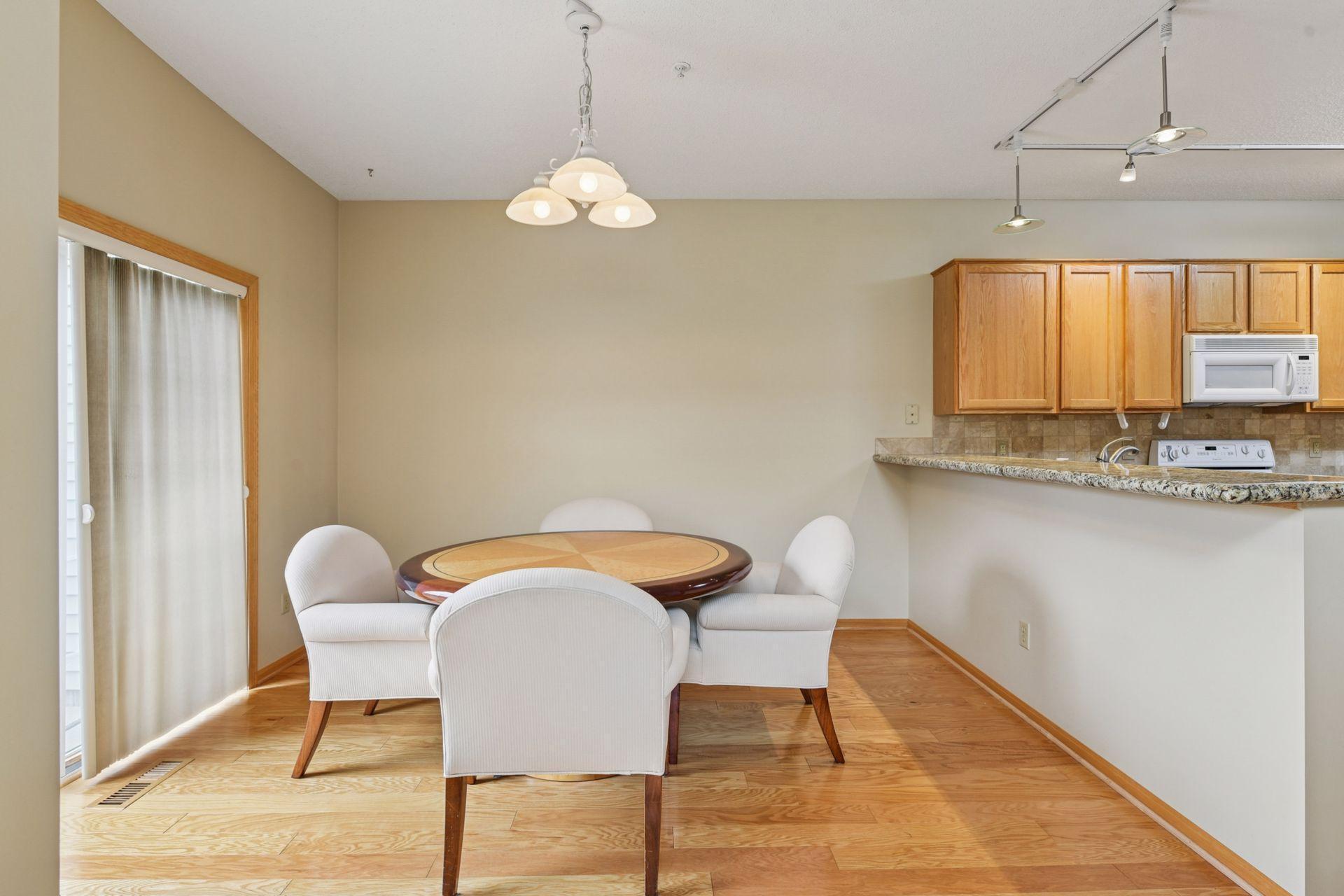 3615 Lawndale Lane N Unit: 32