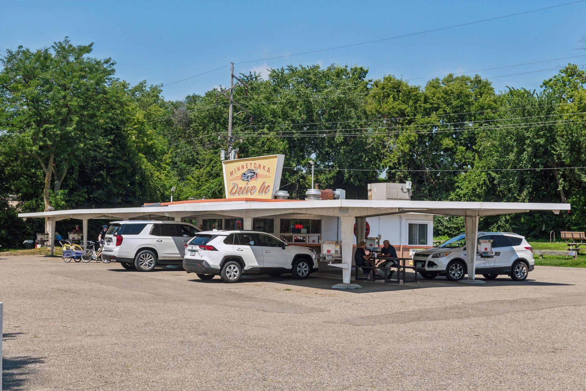 5459 Bartlett Boulevard