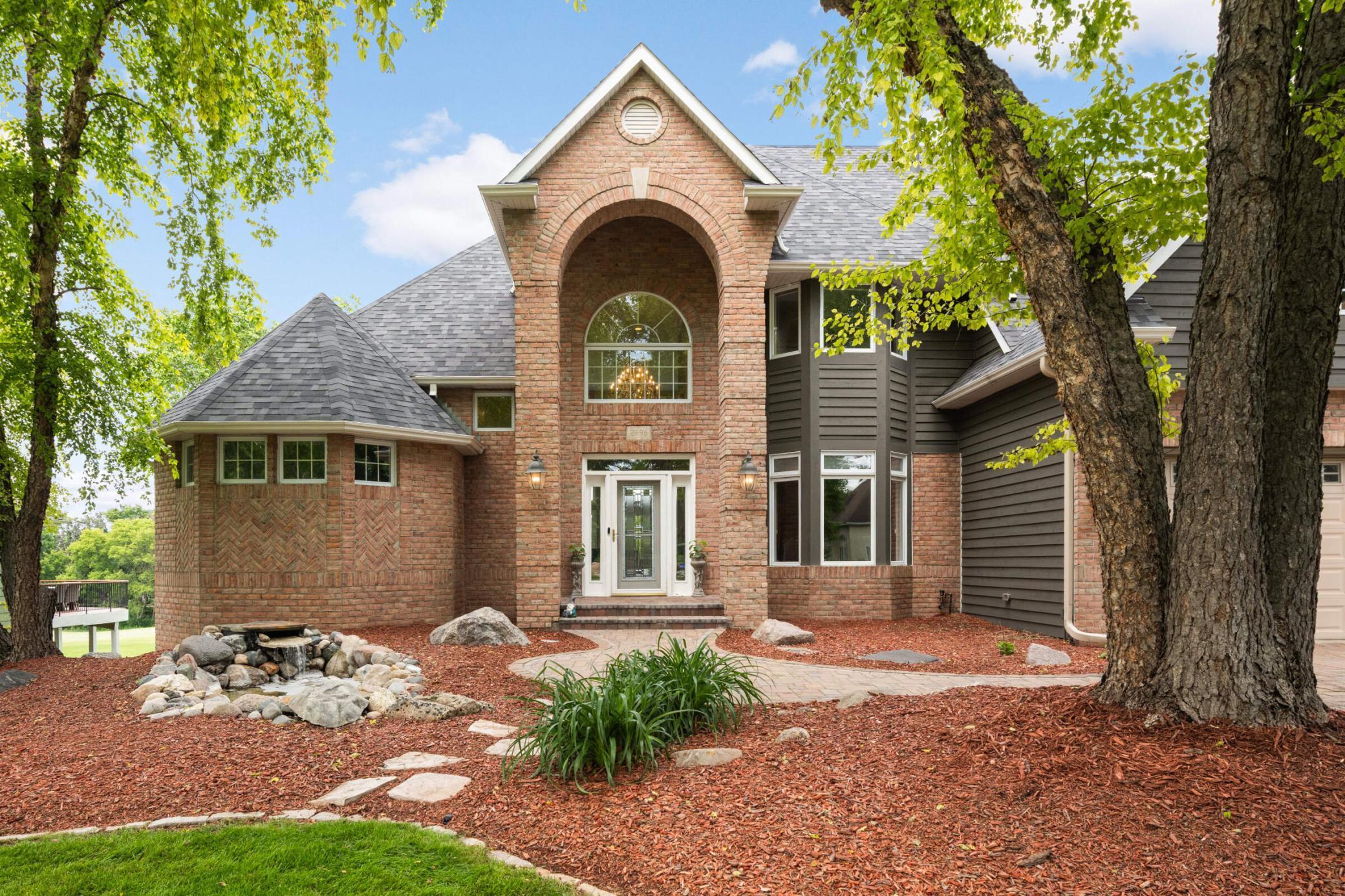 2896 Fox Trail NW