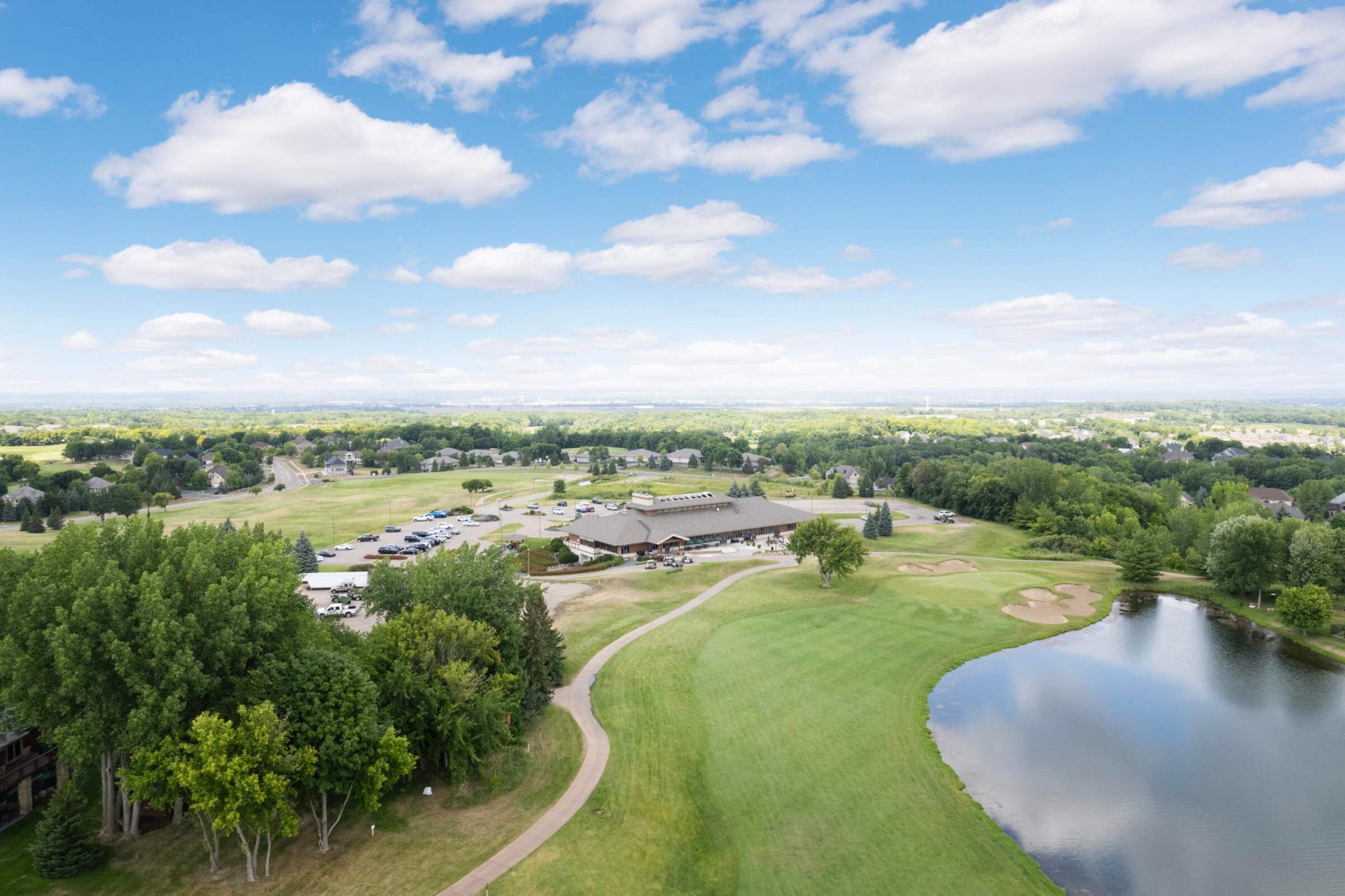2896 Fox Trail NW