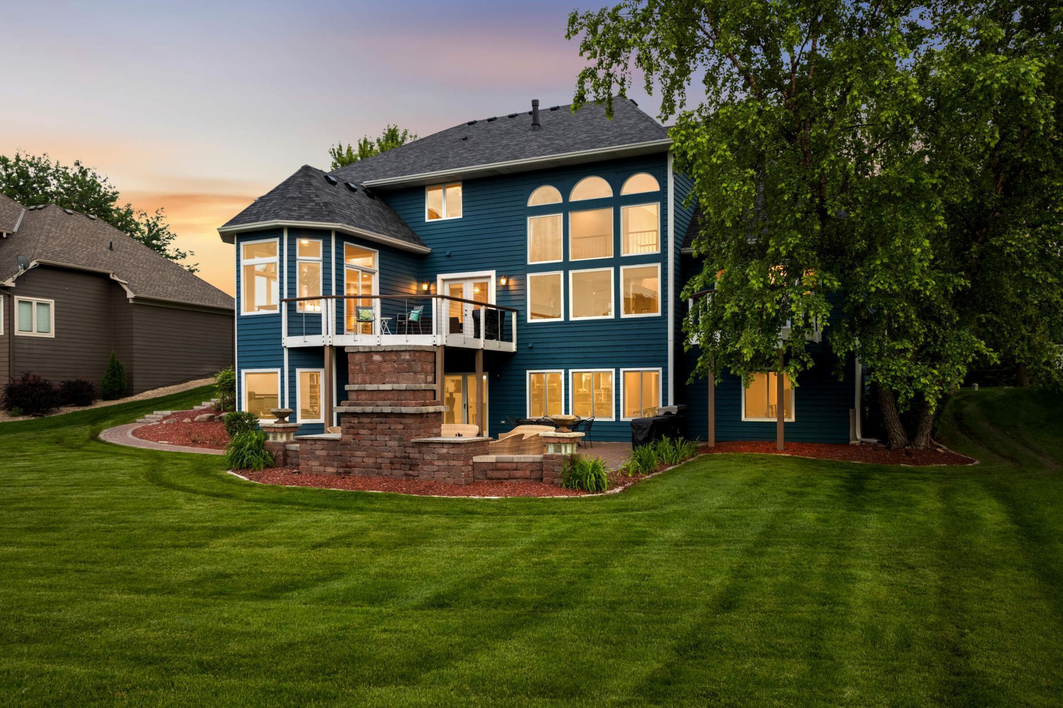 2896 Fox Trail NW