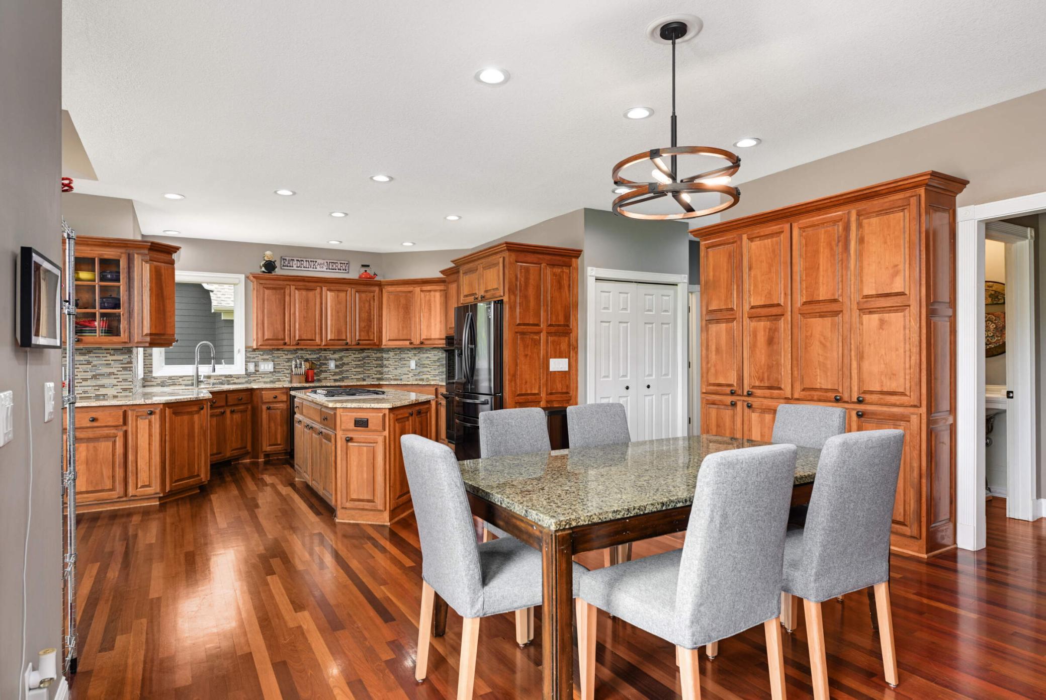 2896 Fox Trail NW