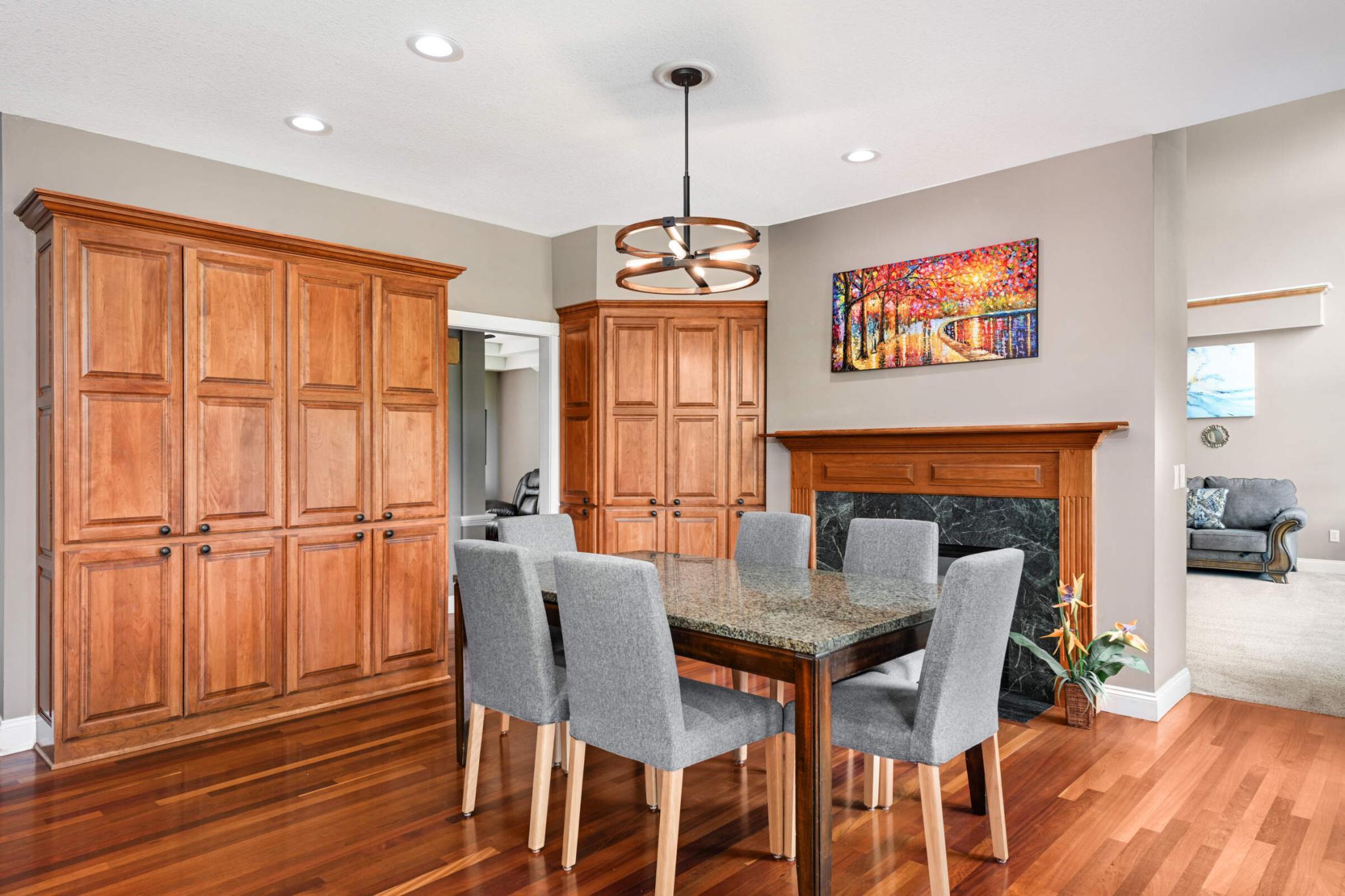 2896 Fox Trail NW