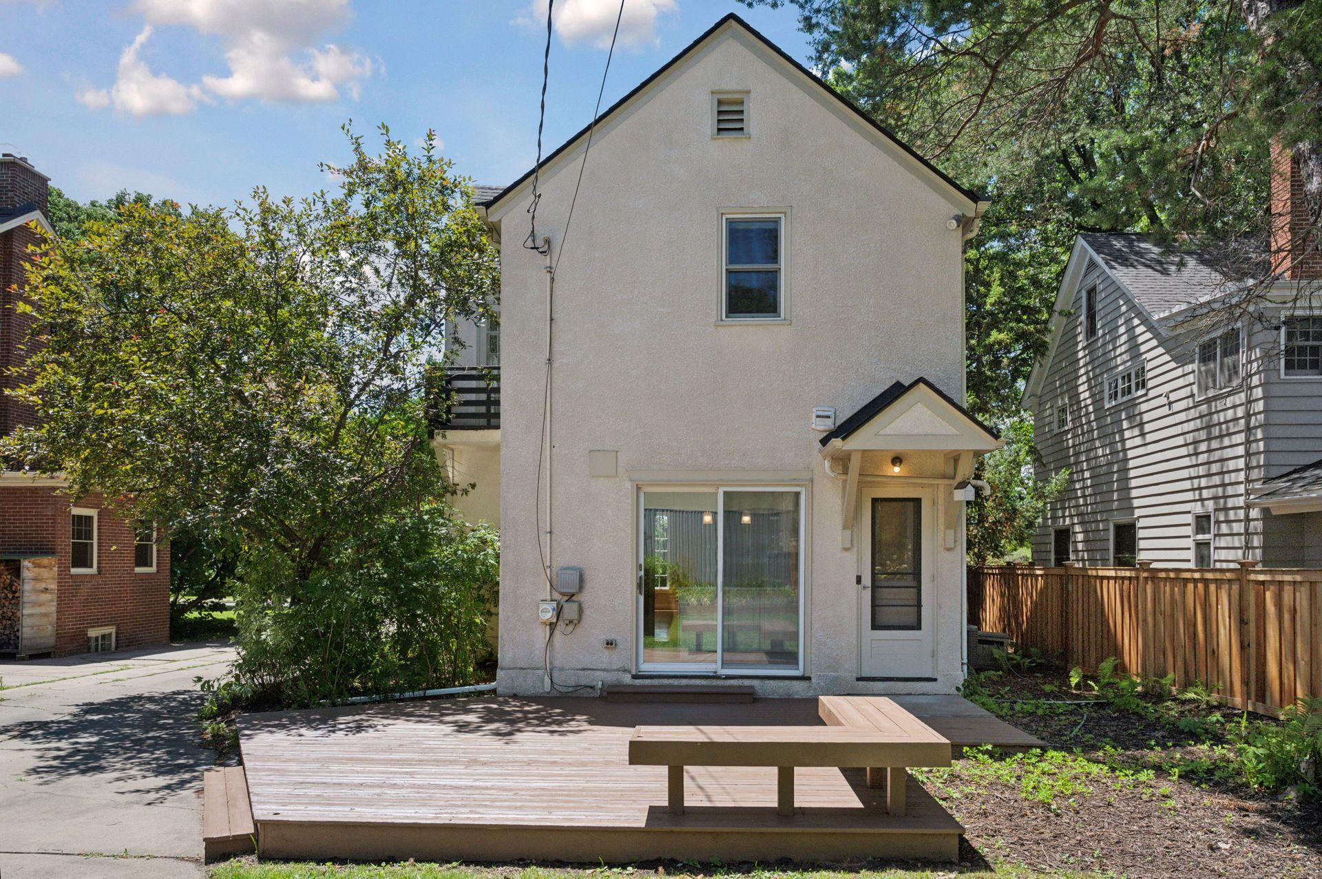 1909 E River Parkway