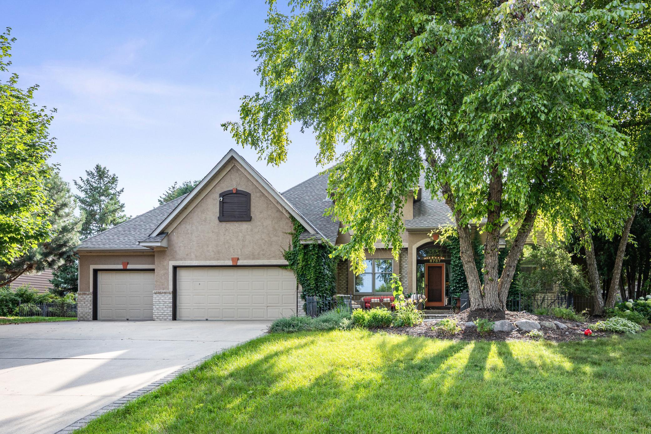 8787 Ridge Ponds Lane