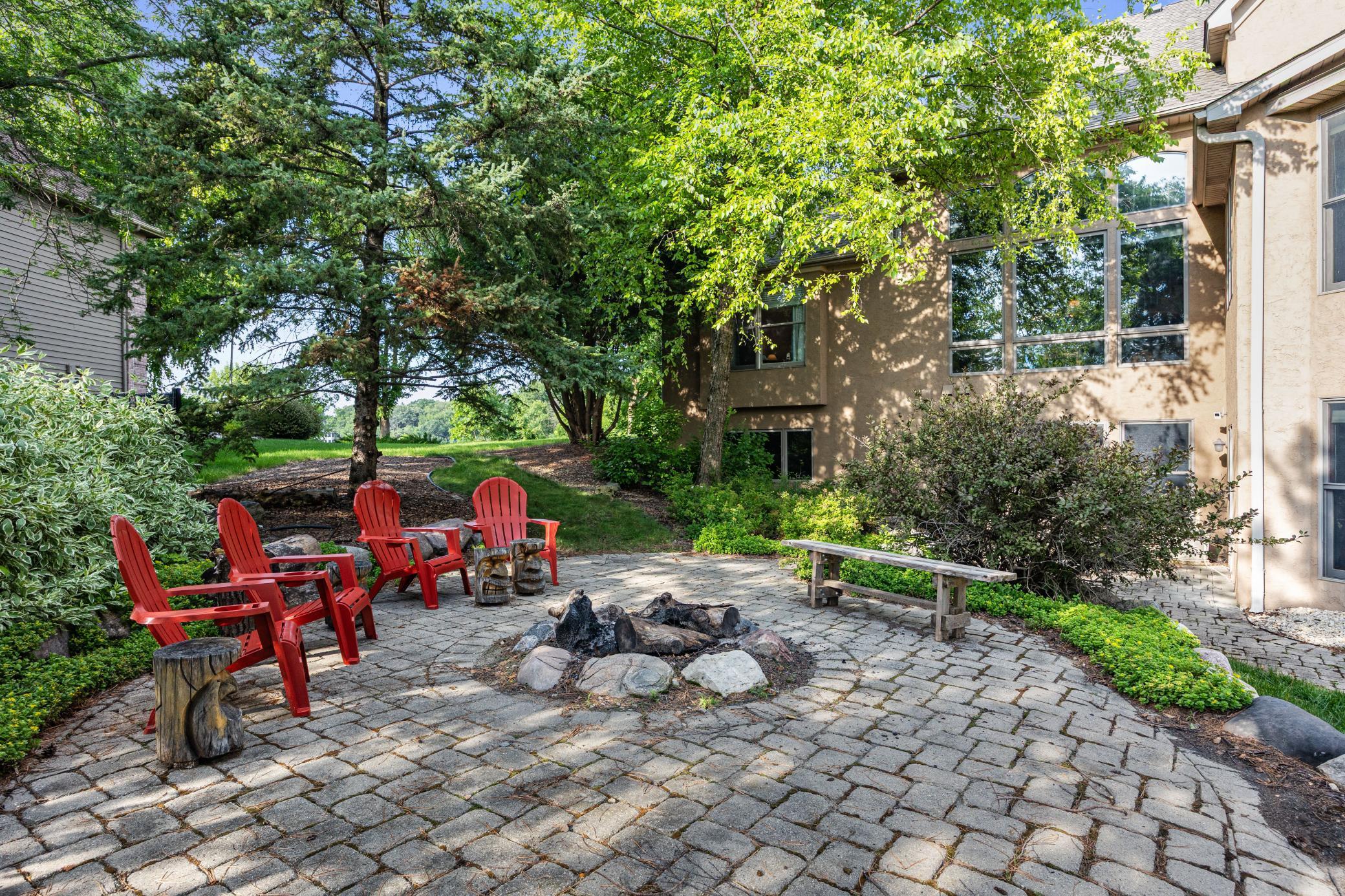 8787 Ridge Ponds Lane