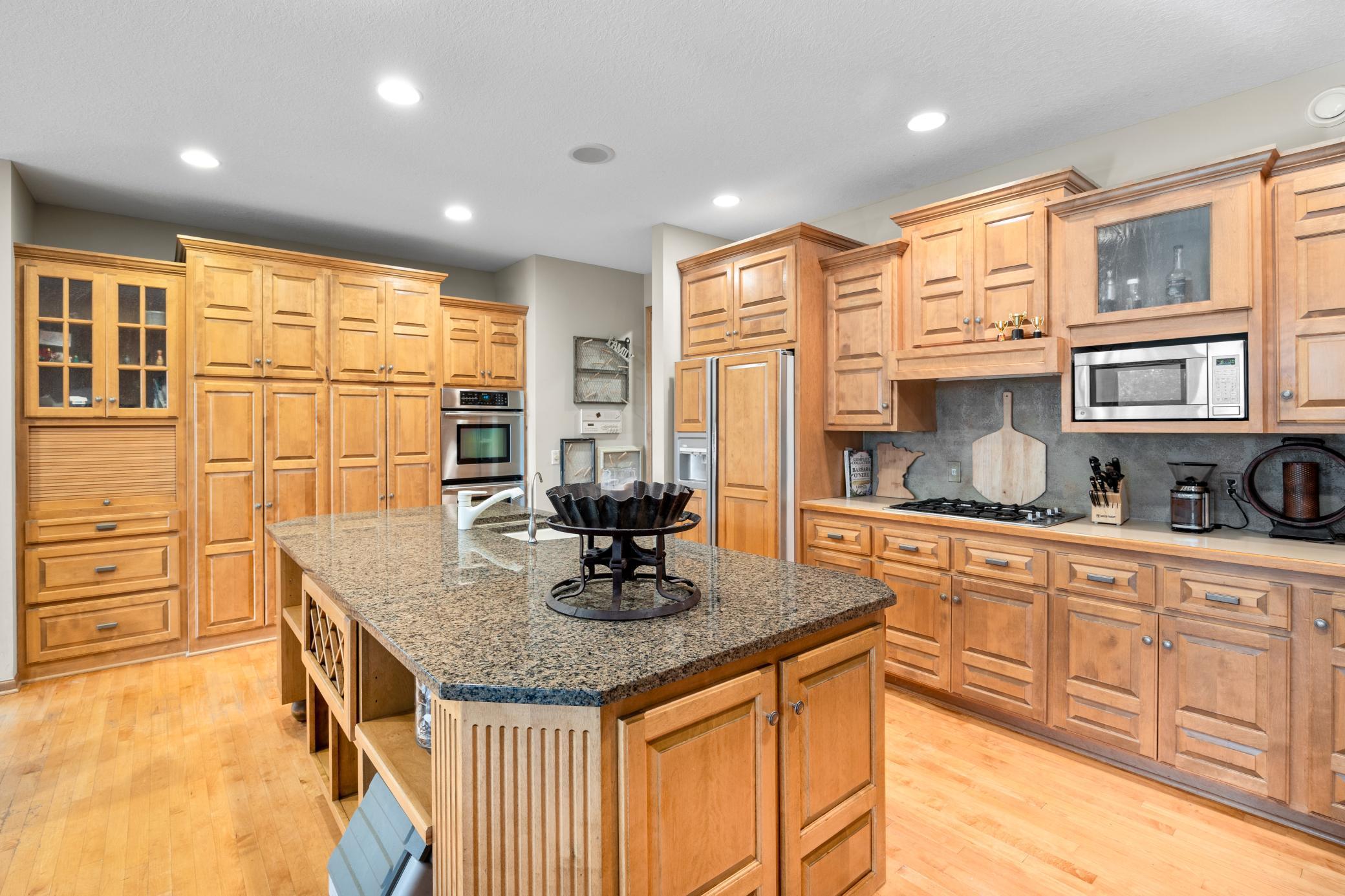 8787 Ridge Ponds Lane