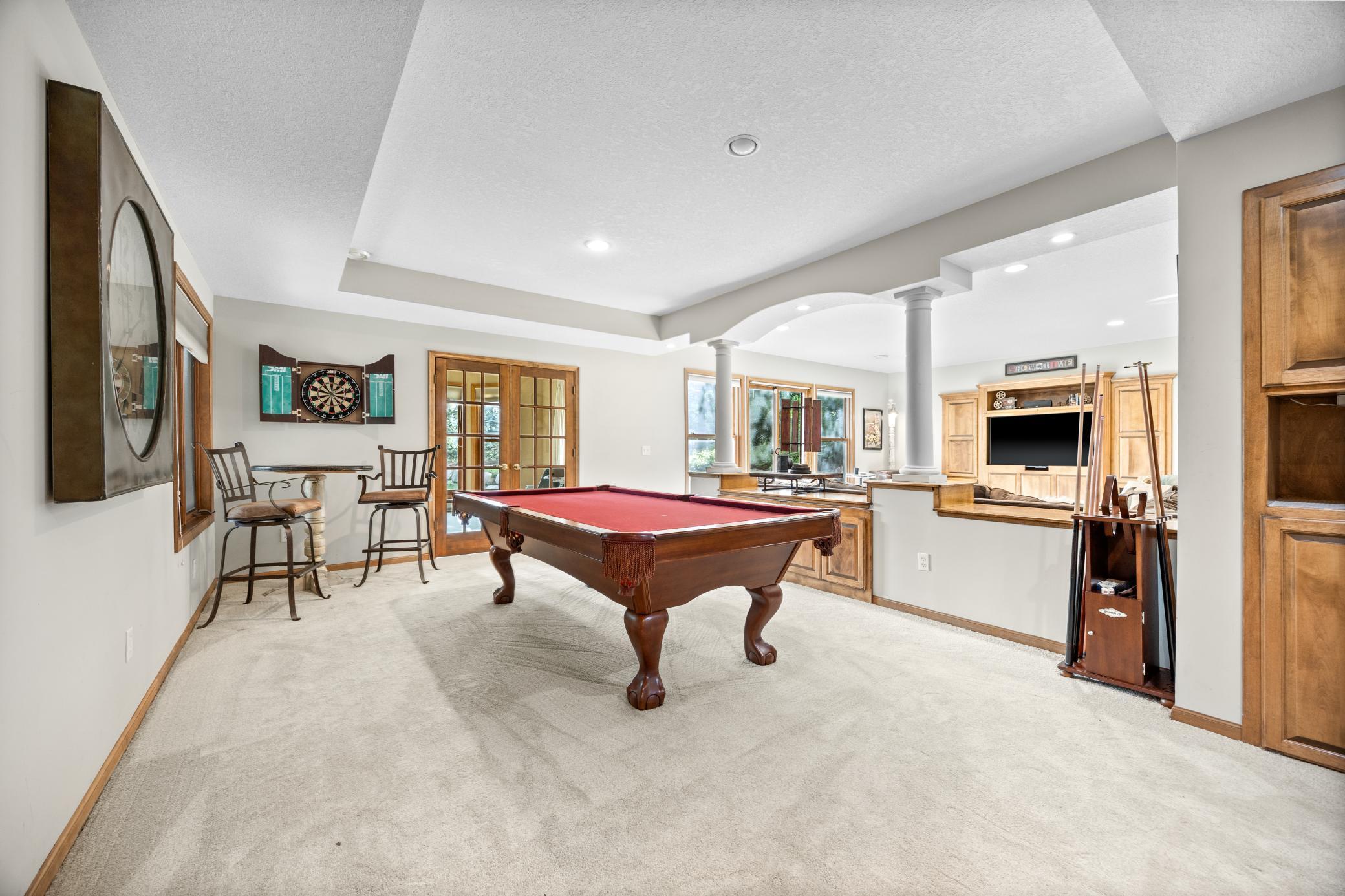 8787 Ridge Ponds Lane
