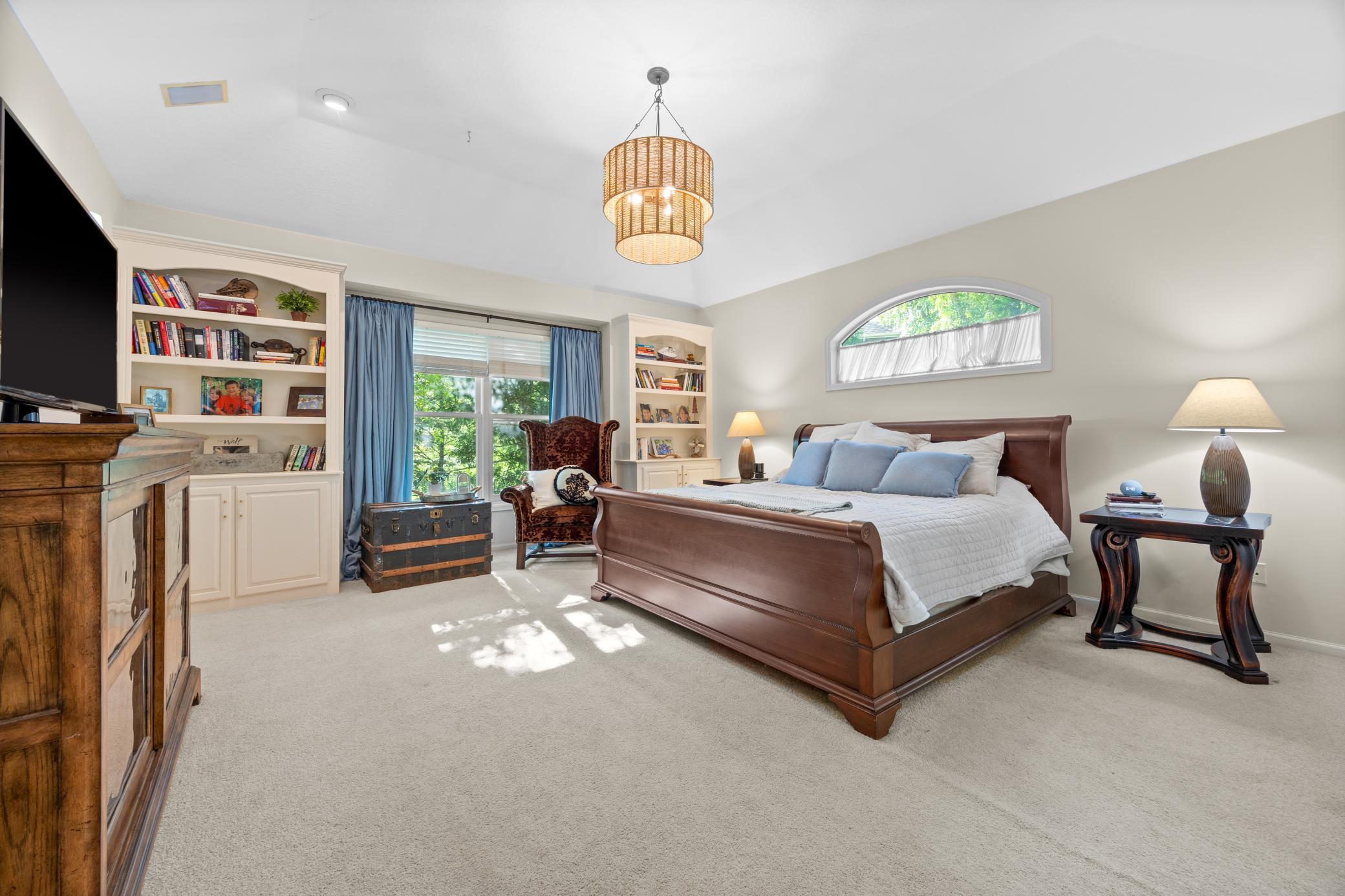 8787 Ridge Ponds Lane