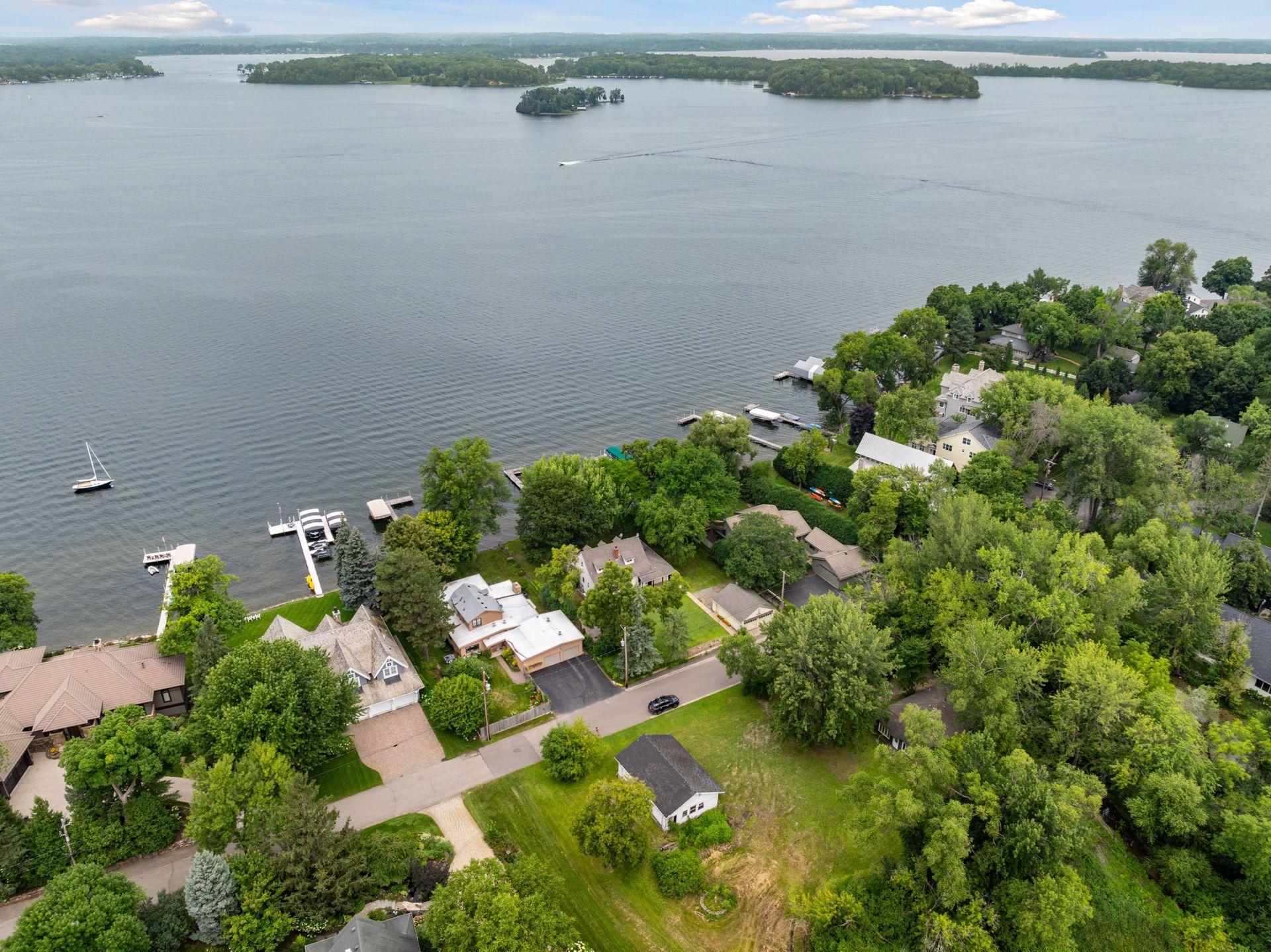 5080 Meadville Street