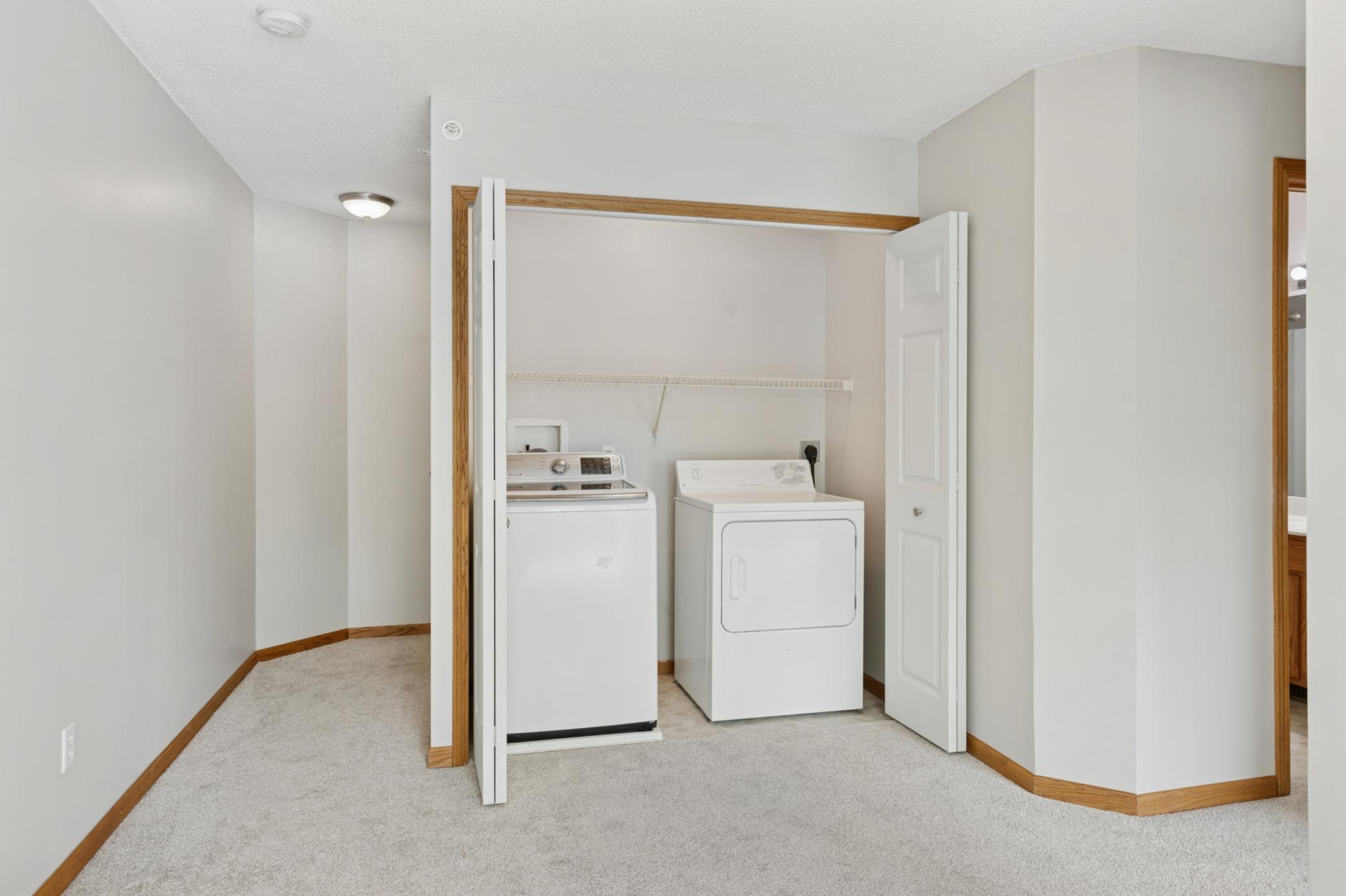 8990 Scarlet Globe Drive