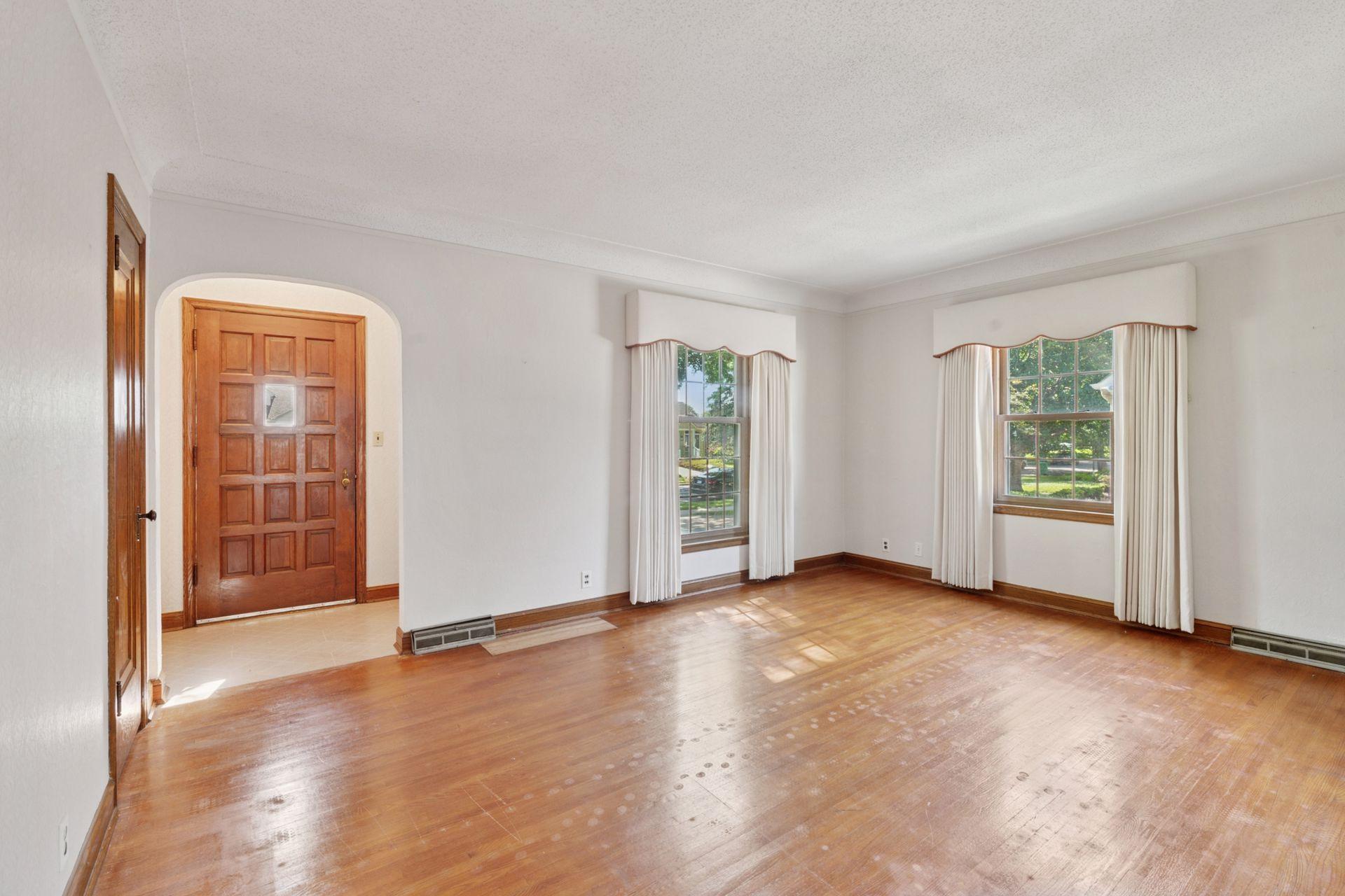 3916 Yosemite Avenue S