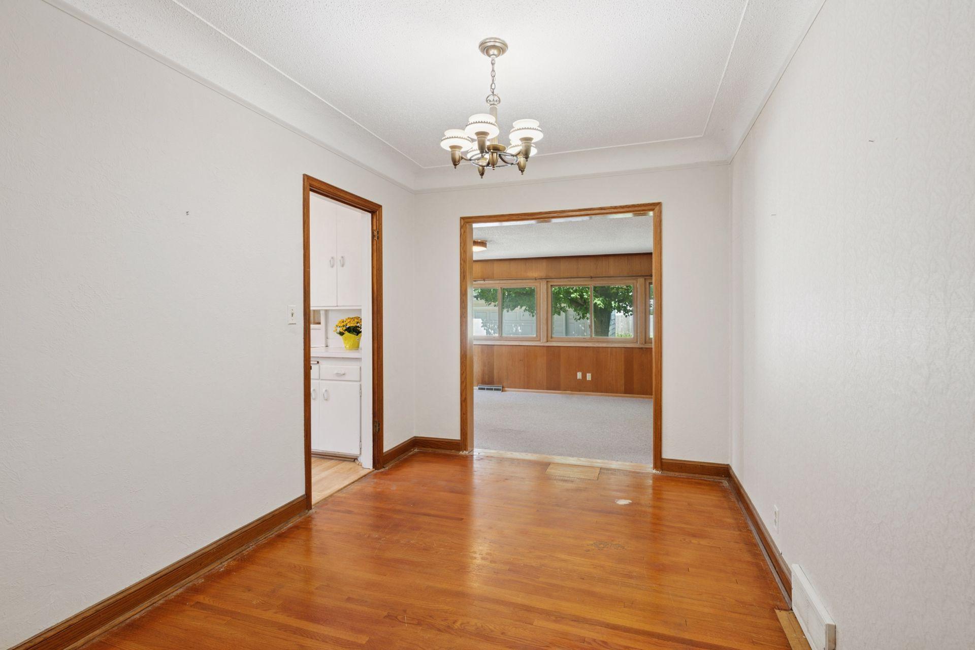 3916 Yosemite Avenue S