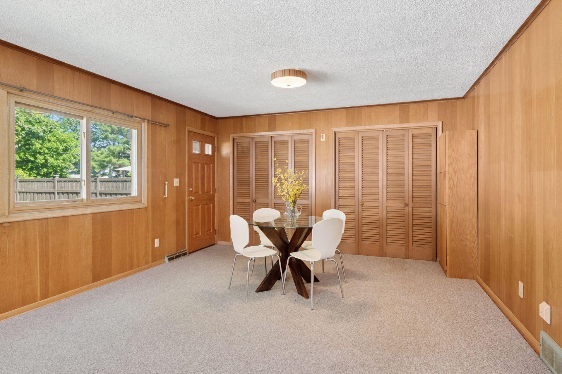 3916 Yosemite Avenue S