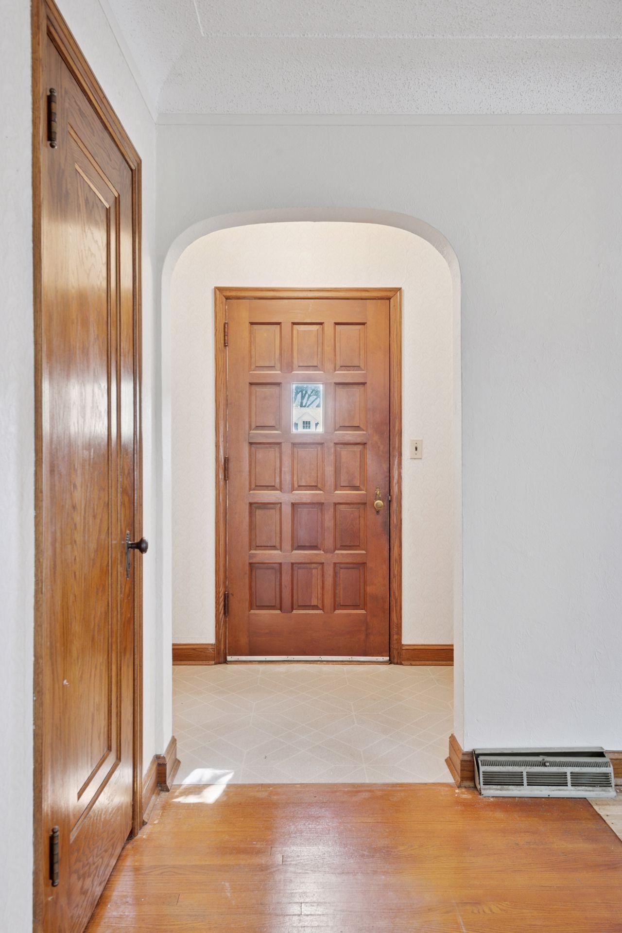 3916 Yosemite Avenue S