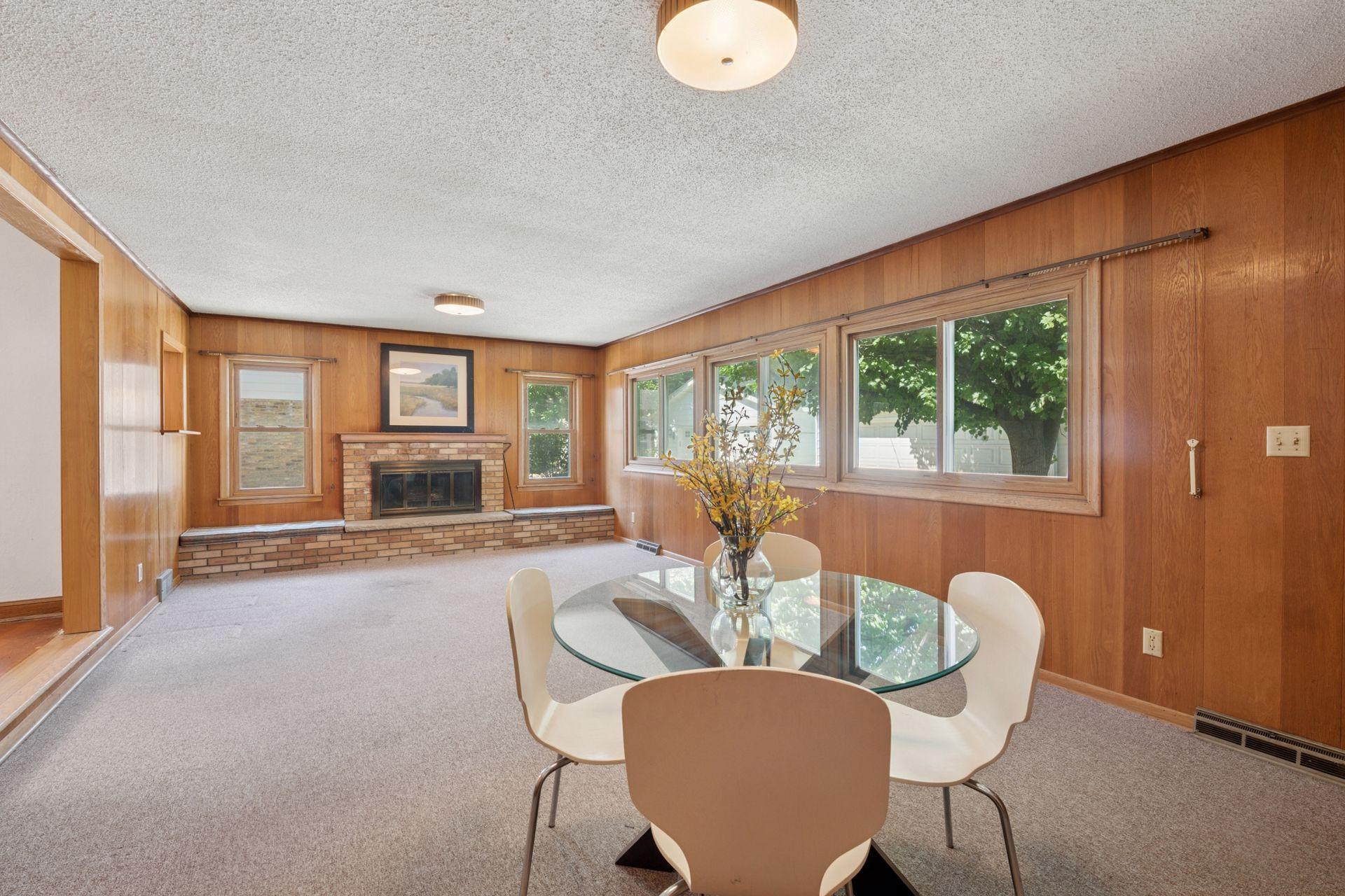 3916 Yosemite Avenue S