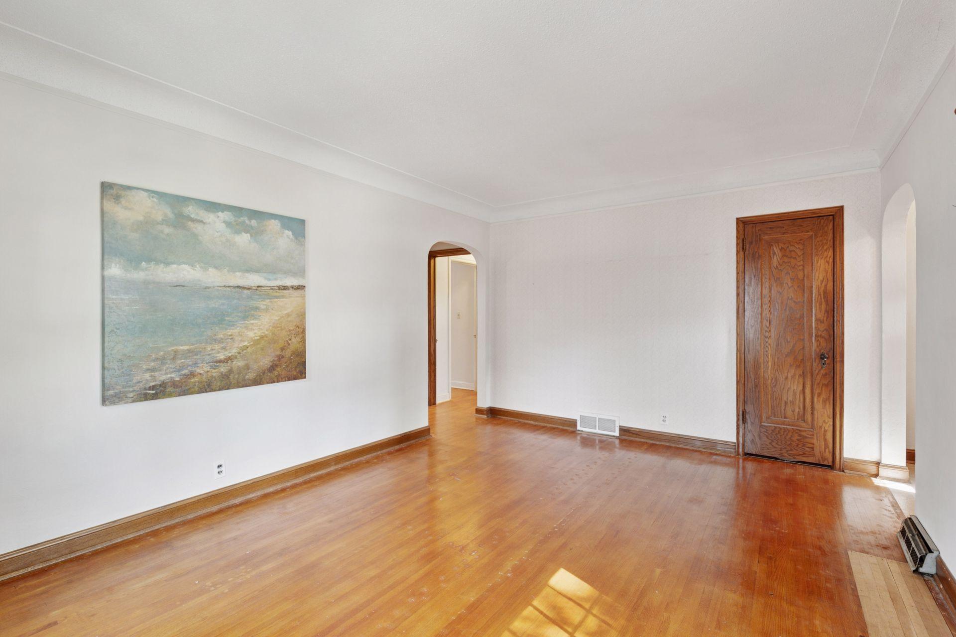 3916 Yosemite Avenue S