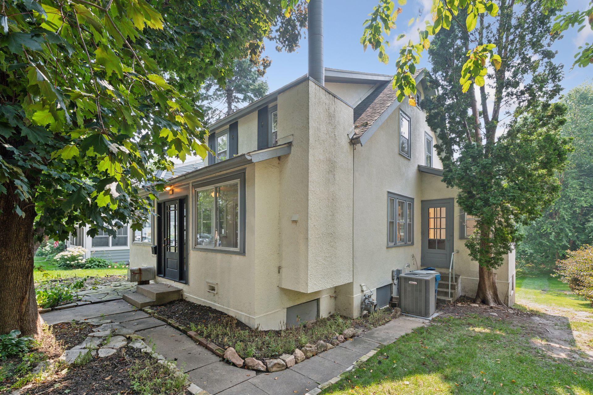 35 Center Street