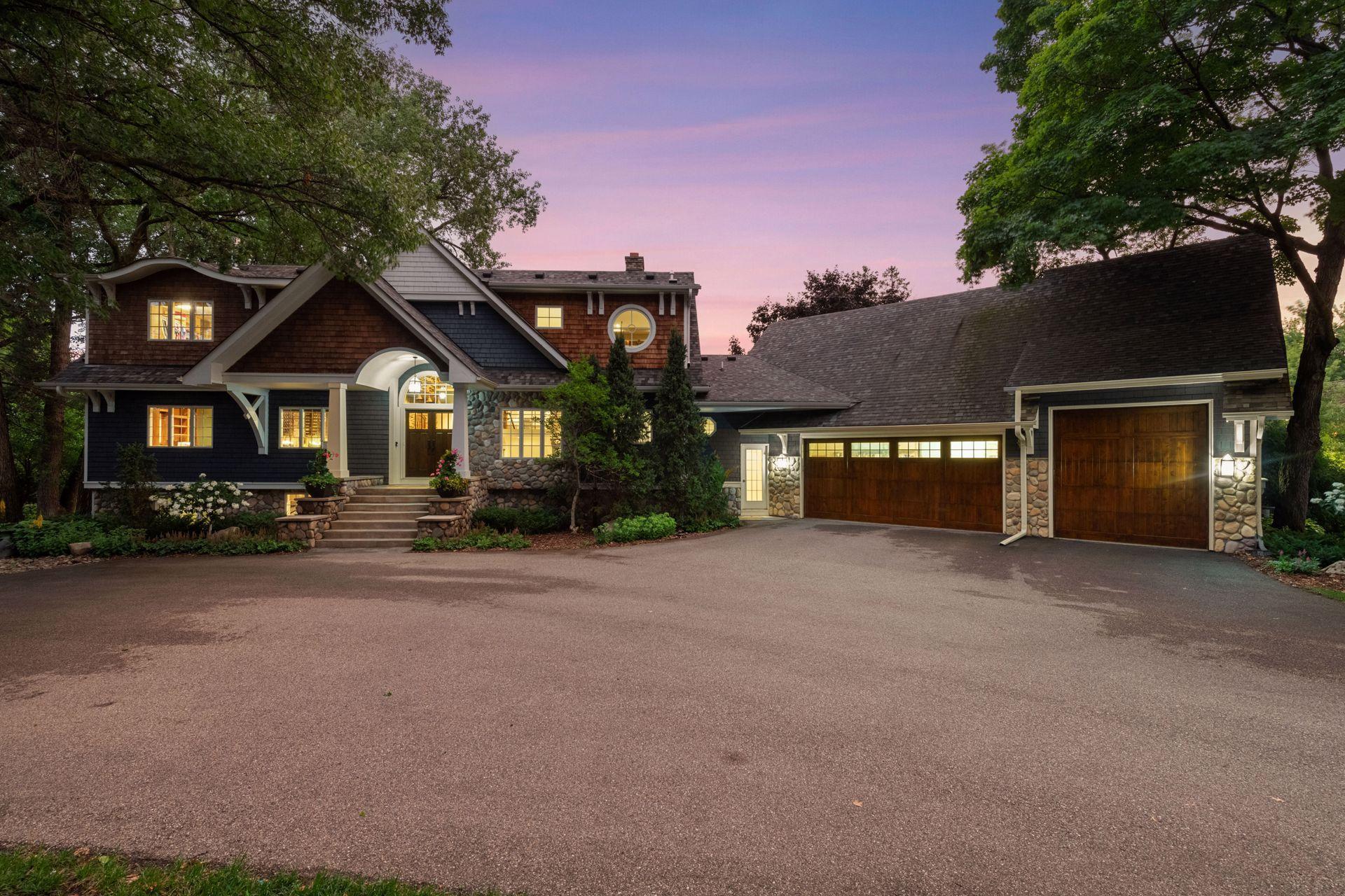 3135 N Shore Drive