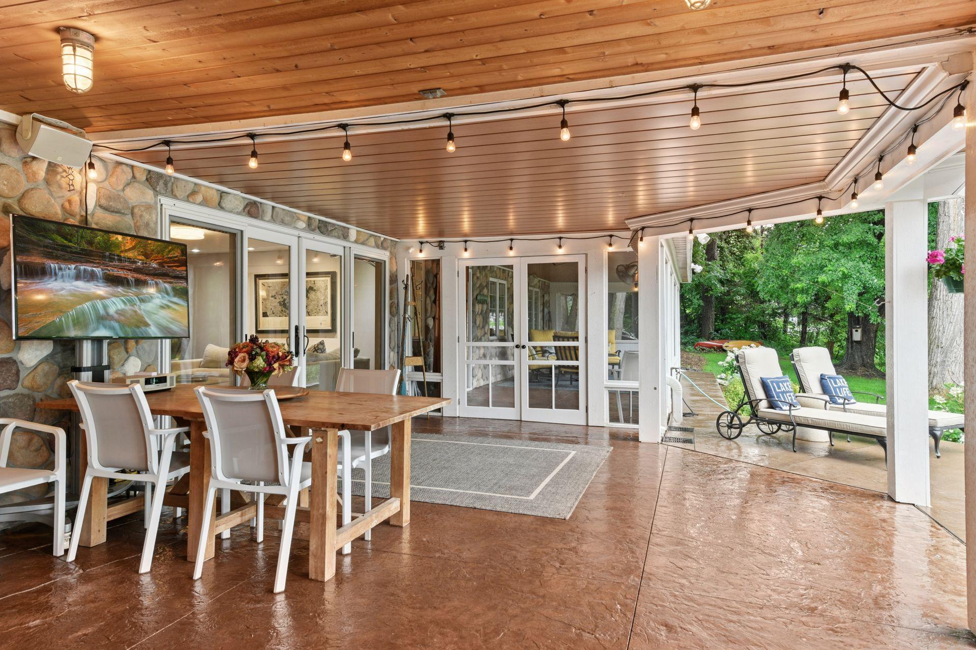 3135 N Shore Drive