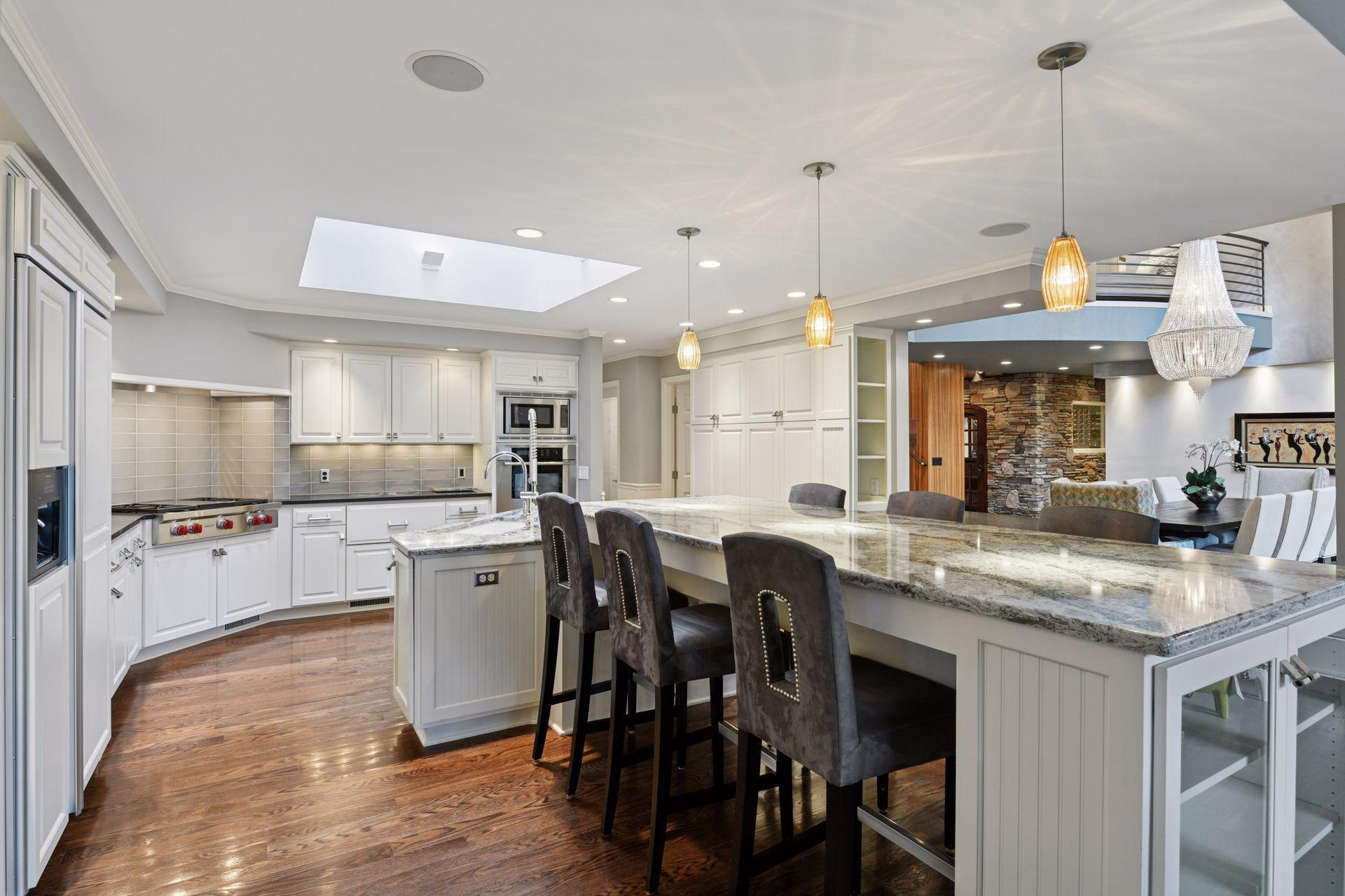 3135 N Shore Drive