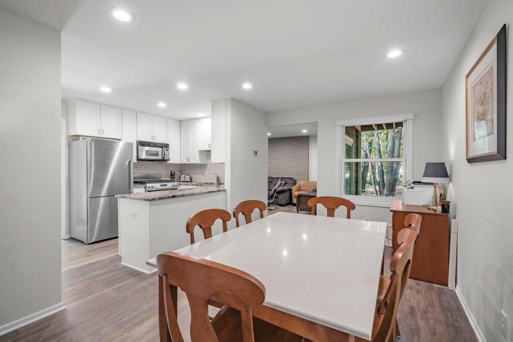 8781 Basswood Road