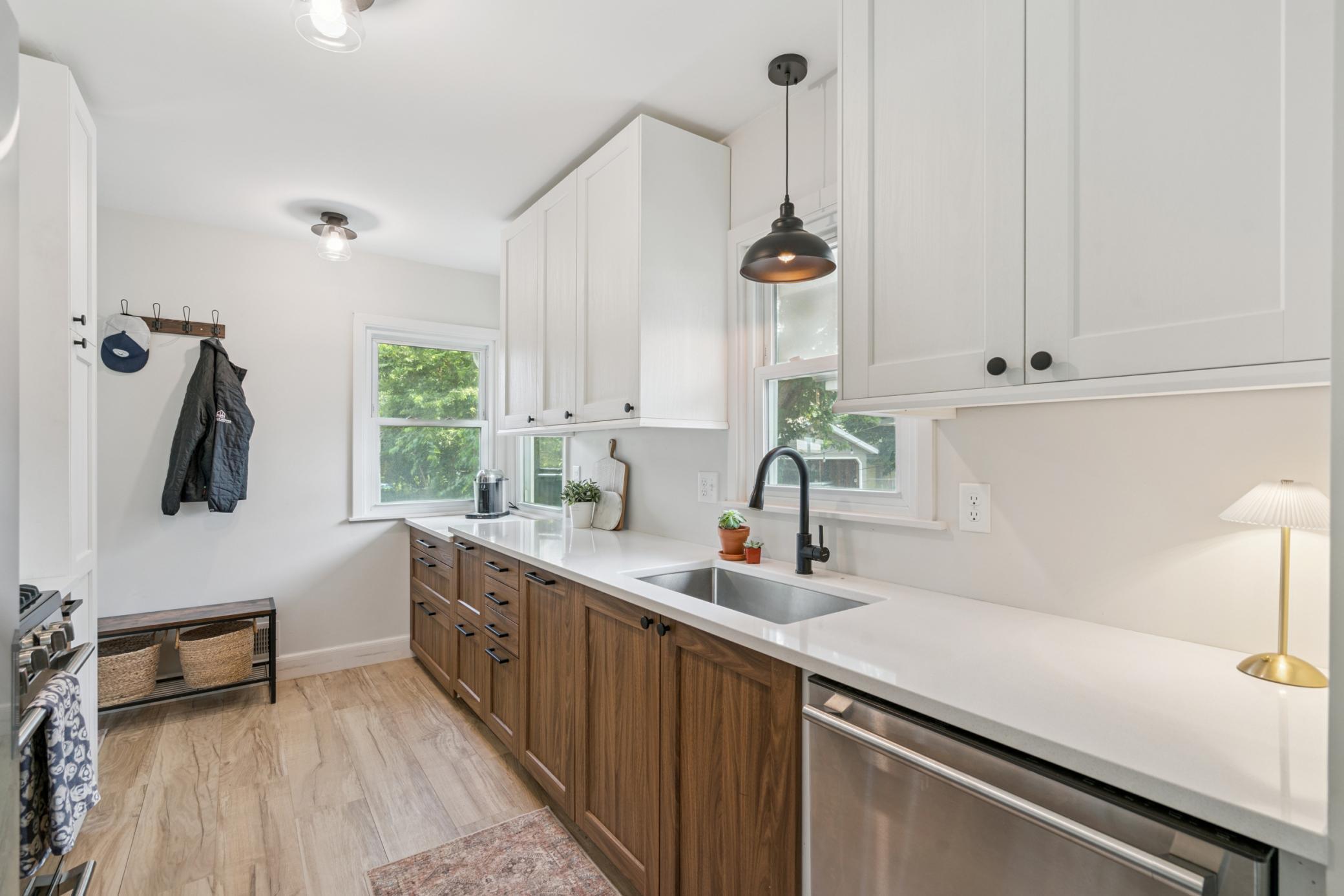 1841 Oregon Avenue S