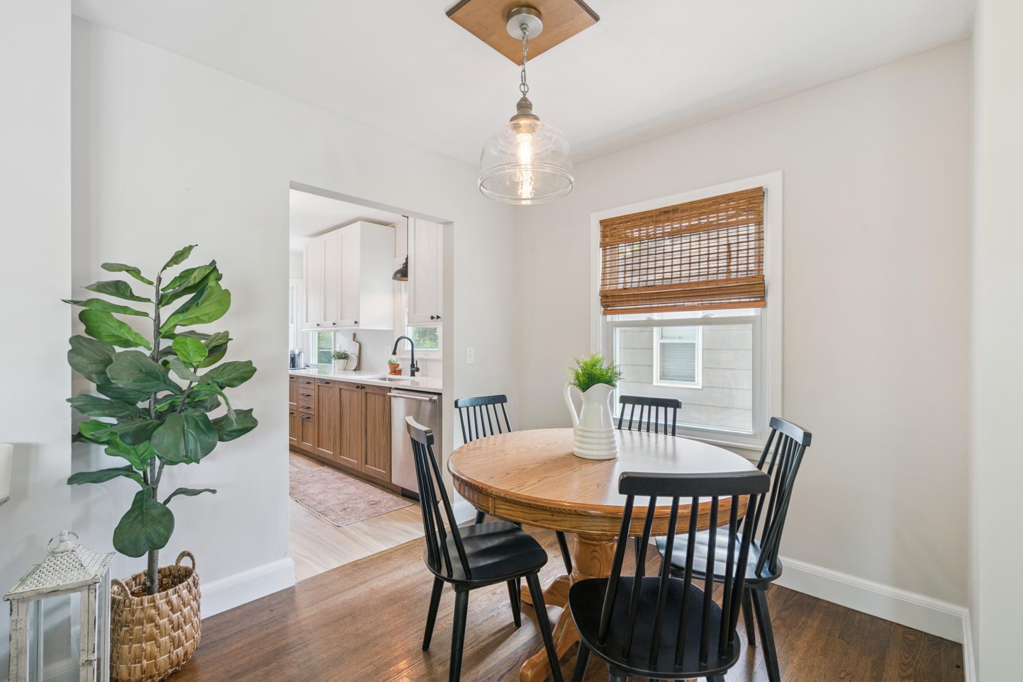 1841 Oregon Avenue S