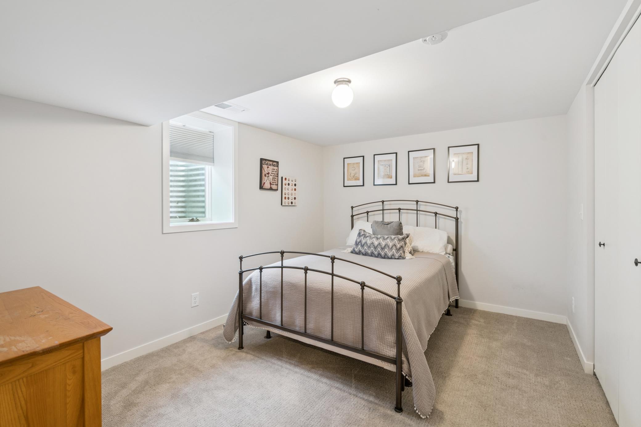 1841 Oregon Avenue S