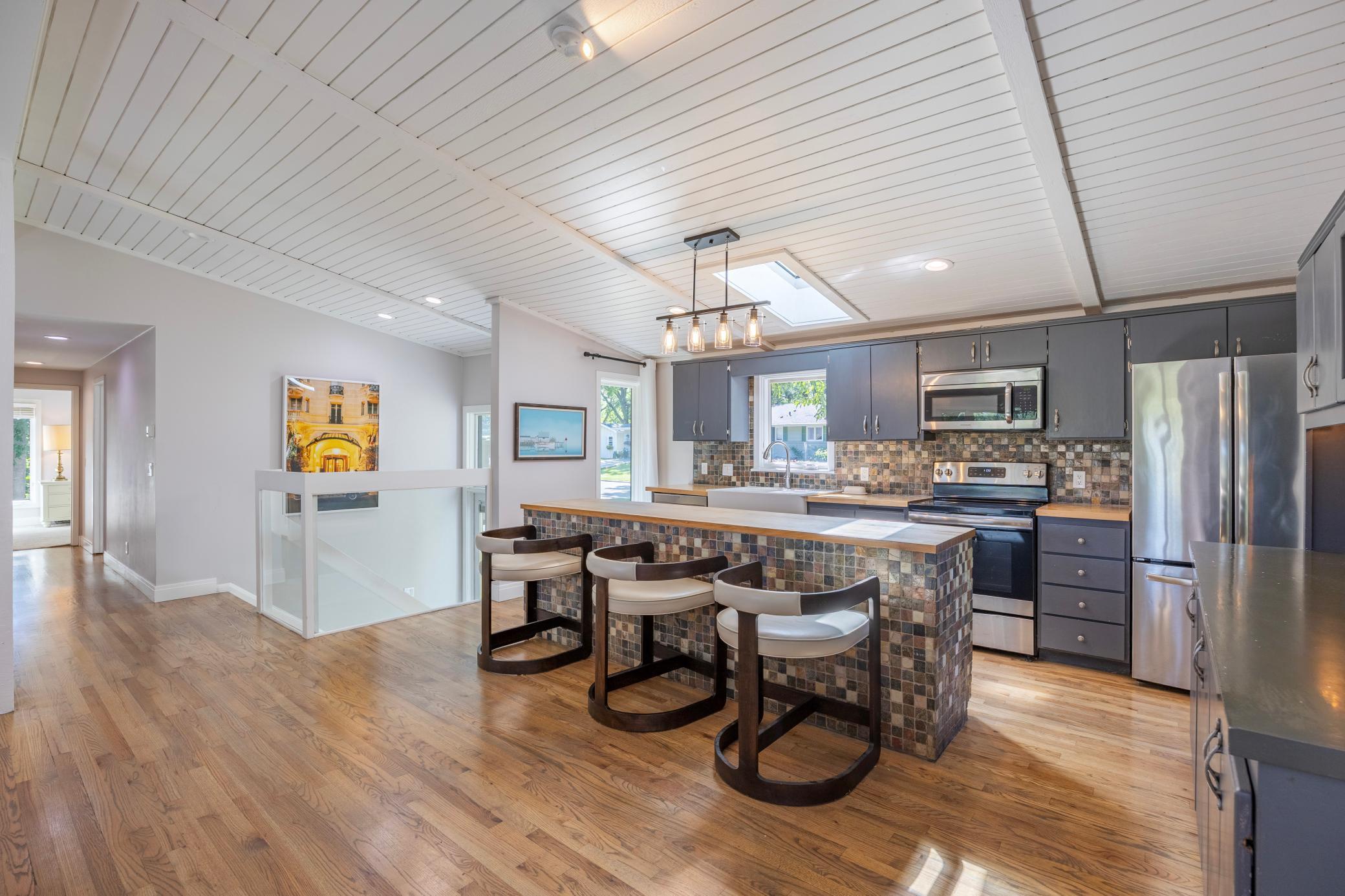 2131 Sheridan Hills Road