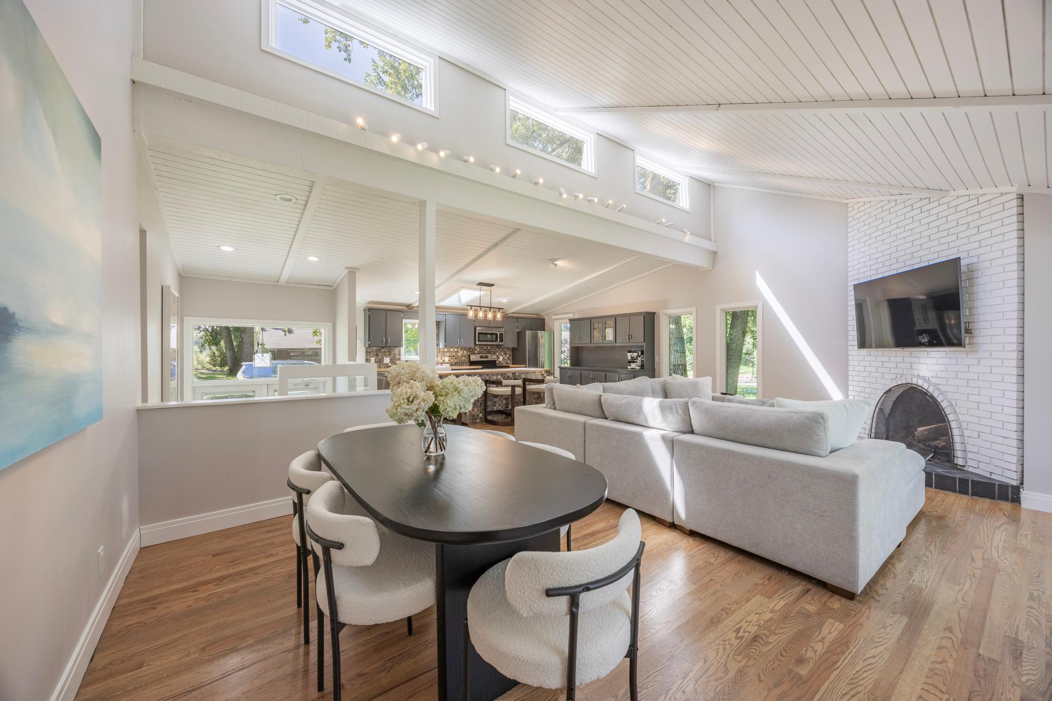 2131 Sheridan Hills Road