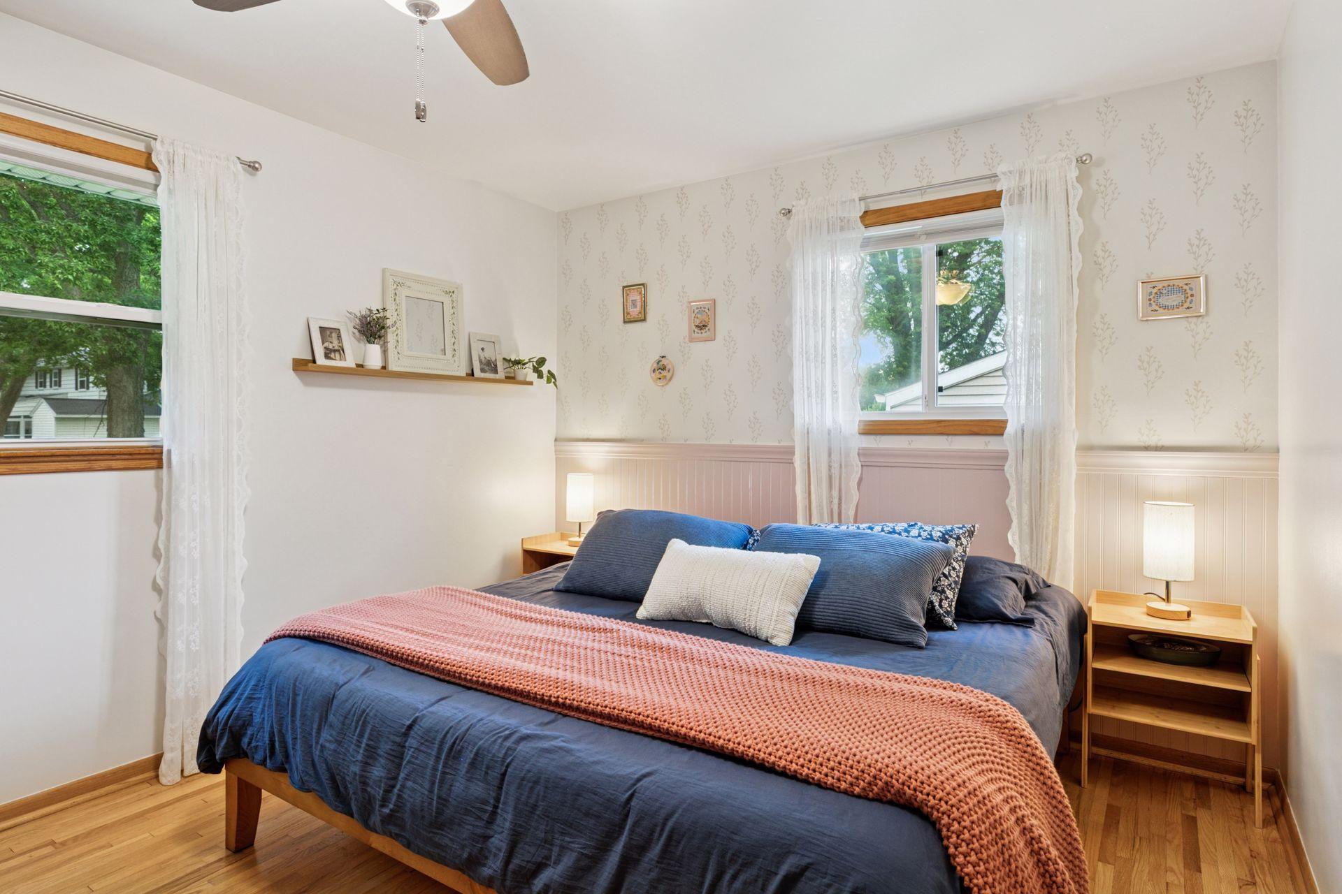 724 Harrington Street SW