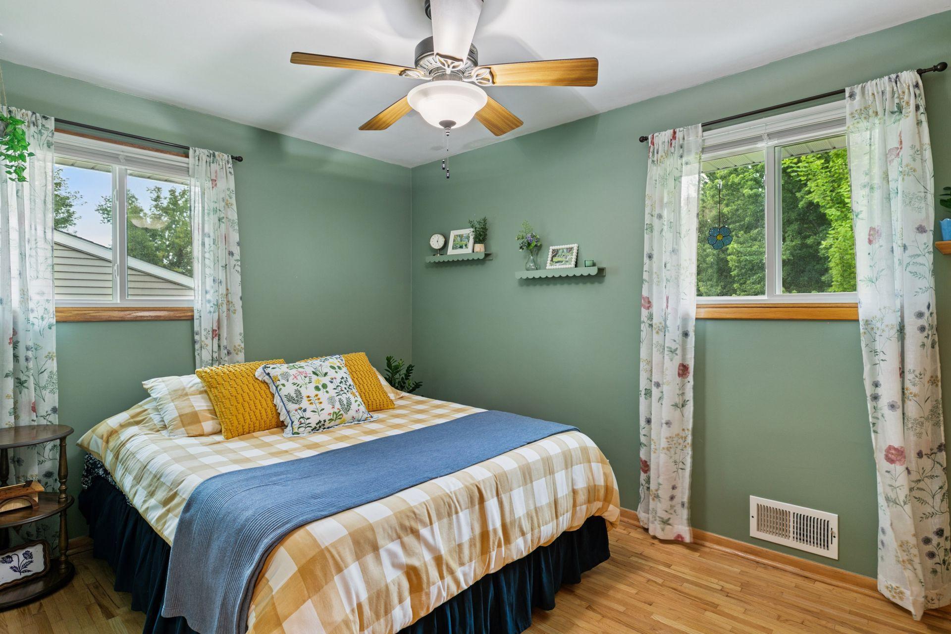 724 Harrington Street SW