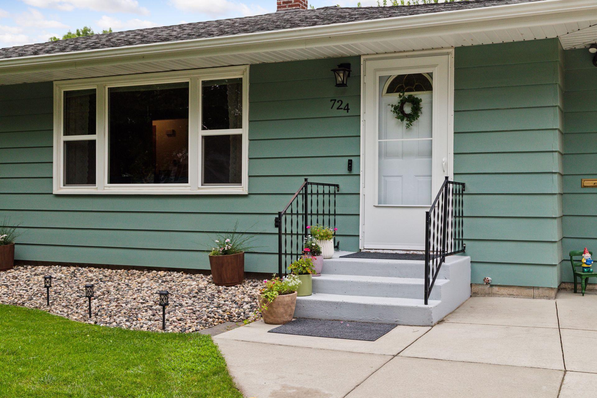 724 Harrington Street SW