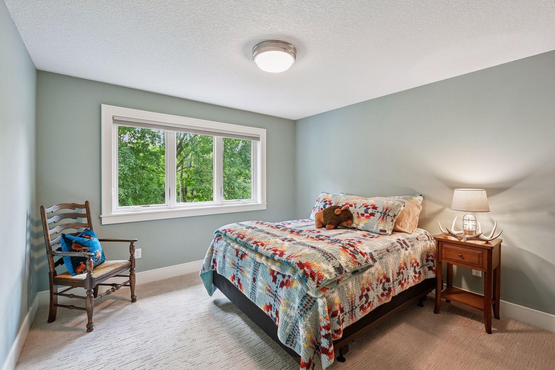 5112 S Lakeshore Drive